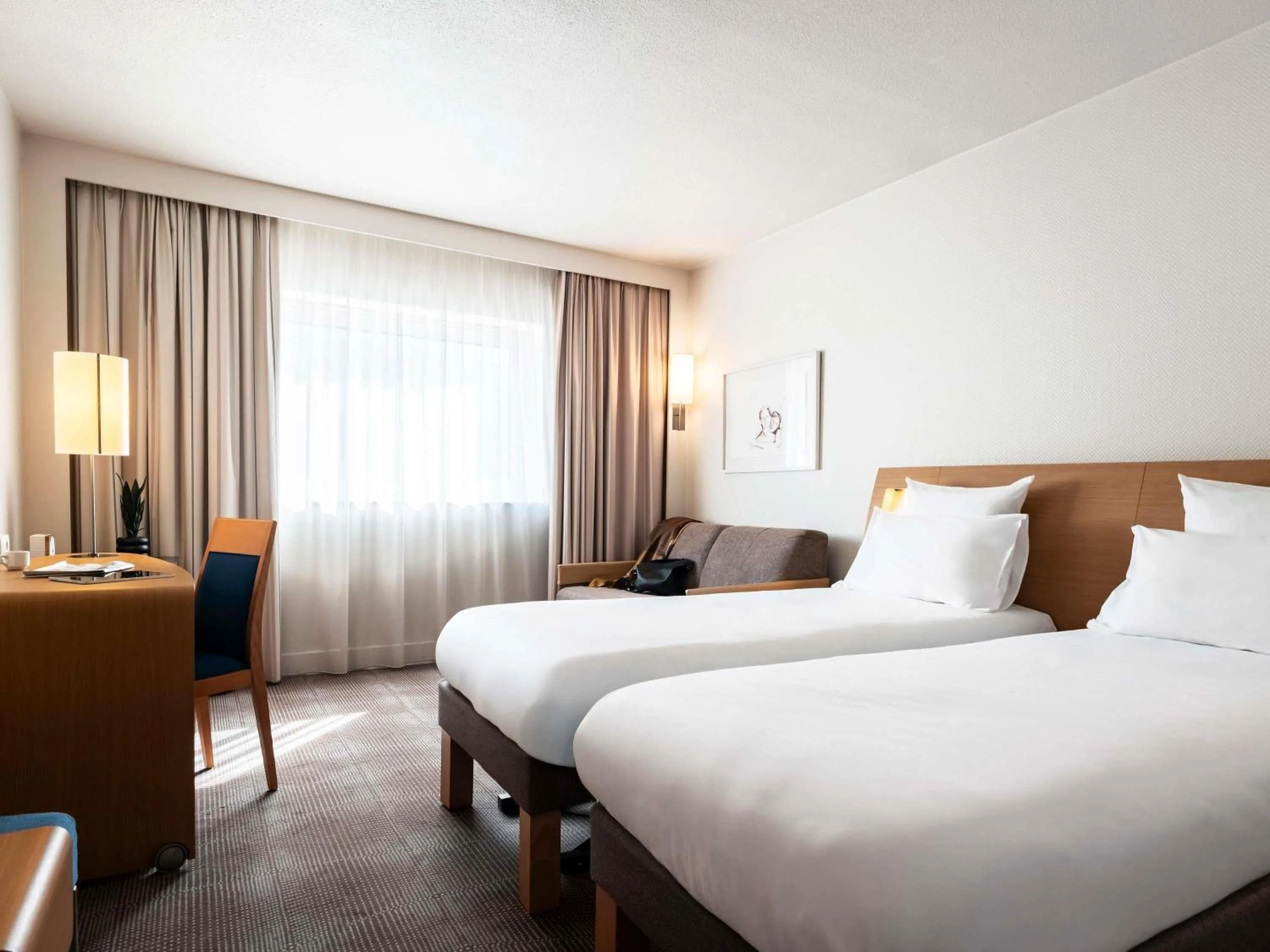 Bedroom, Bed in Novotel Belfort Centre Atria