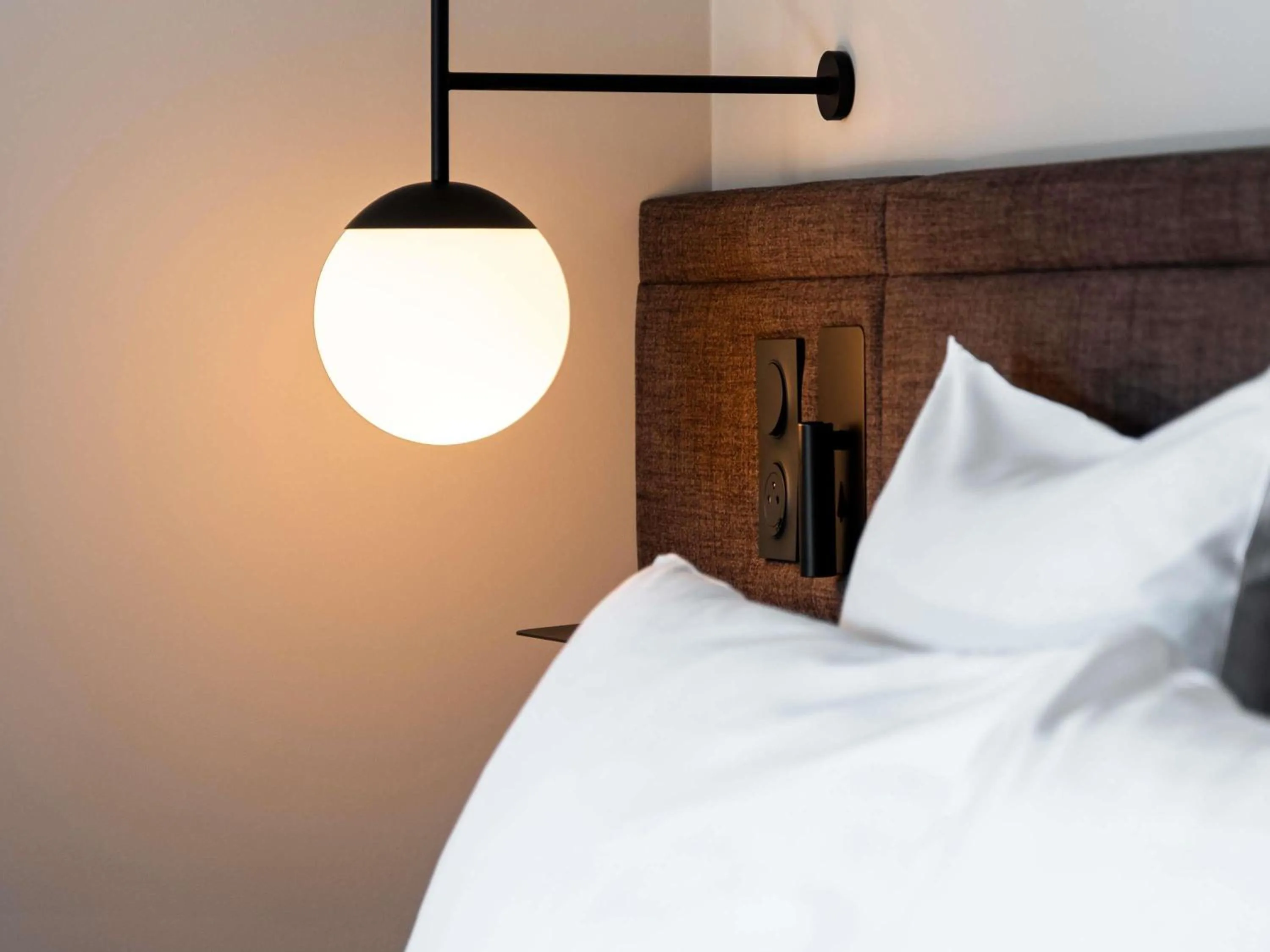 Bedroom, Bed in Novotel Belfort Centre Atria