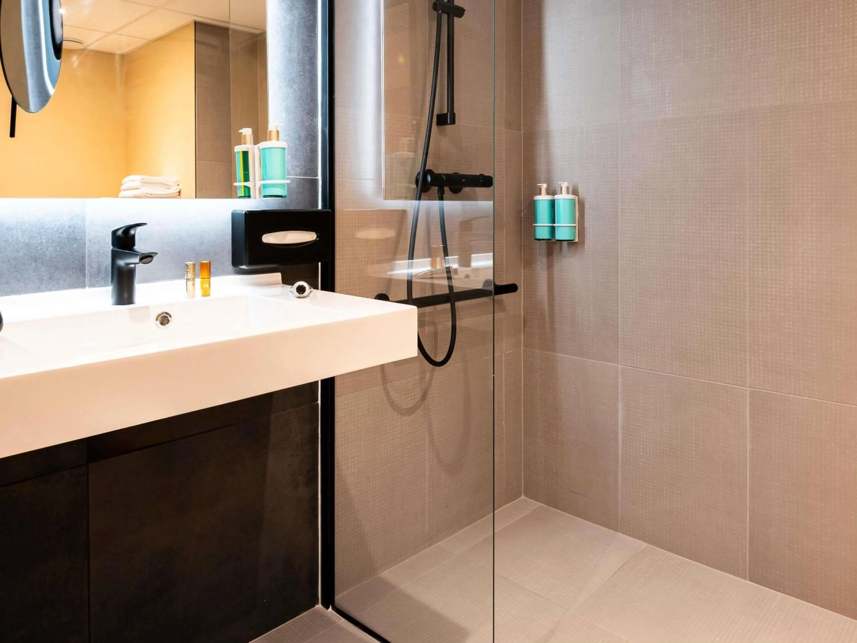 Bedroom in Novotel Belfort Centre Atria