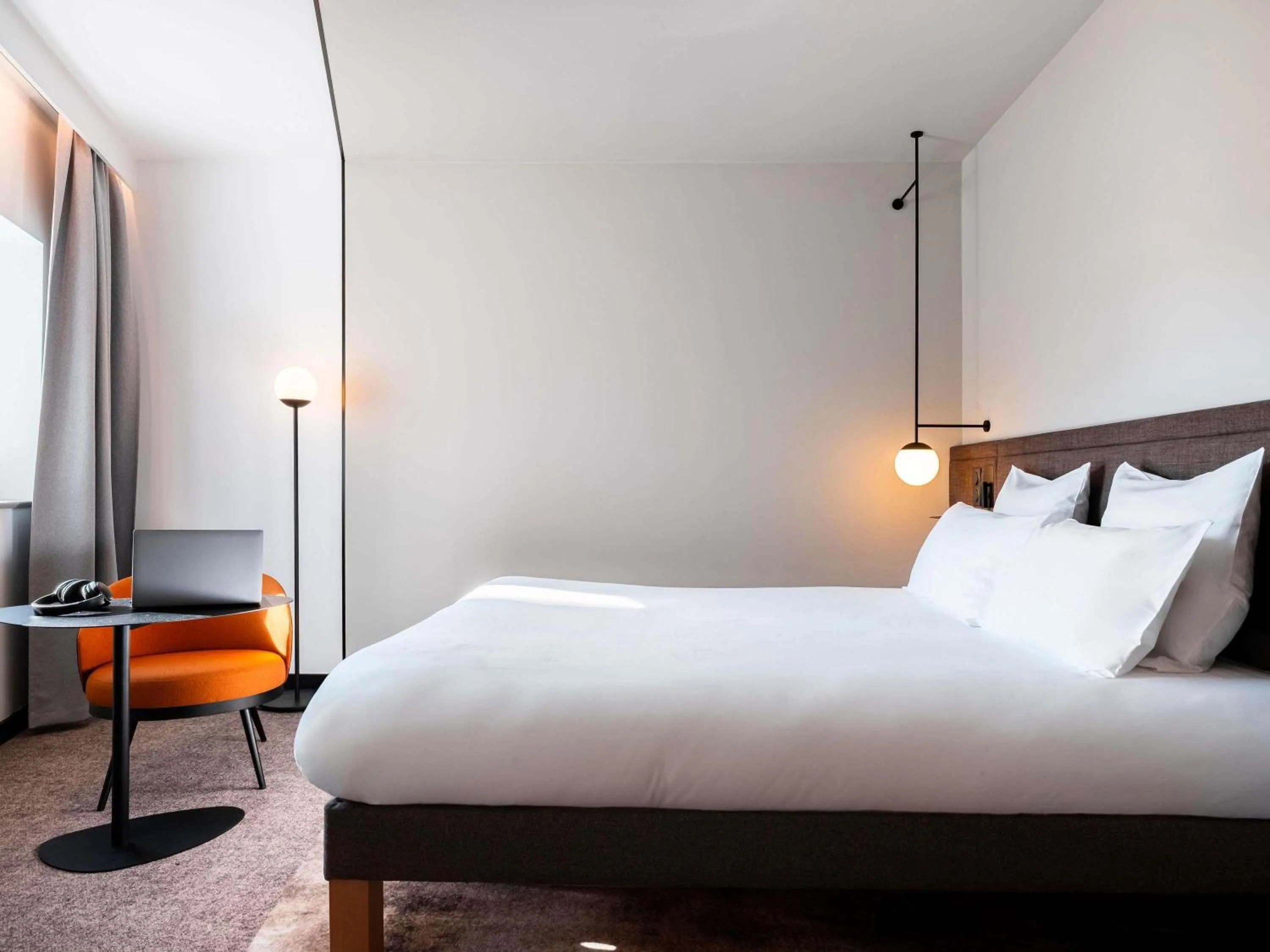 Bedroom, Bed in Novotel Belfort Centre Atria