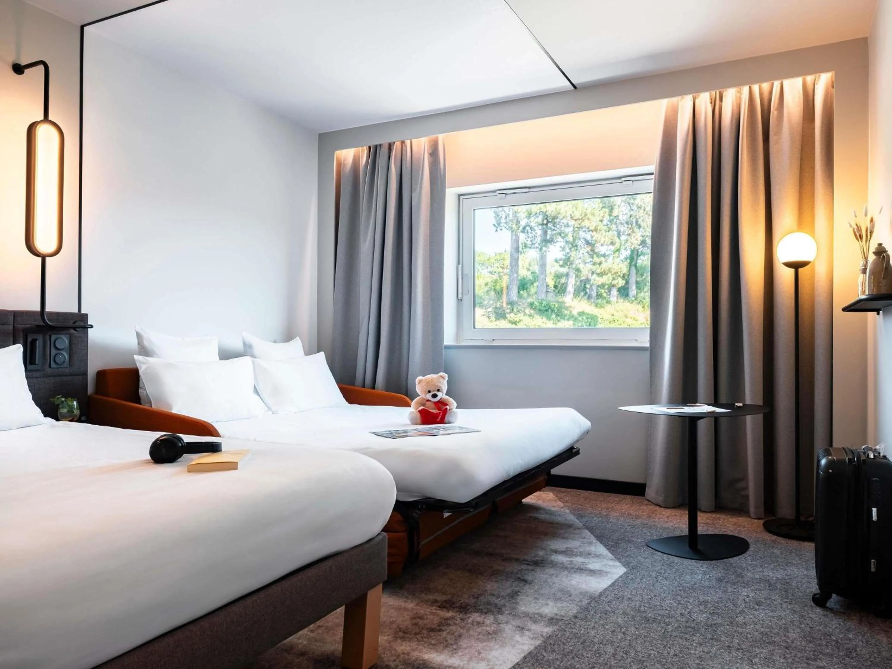 Bedroom, Bed in Novotel Belfort Centre Atria