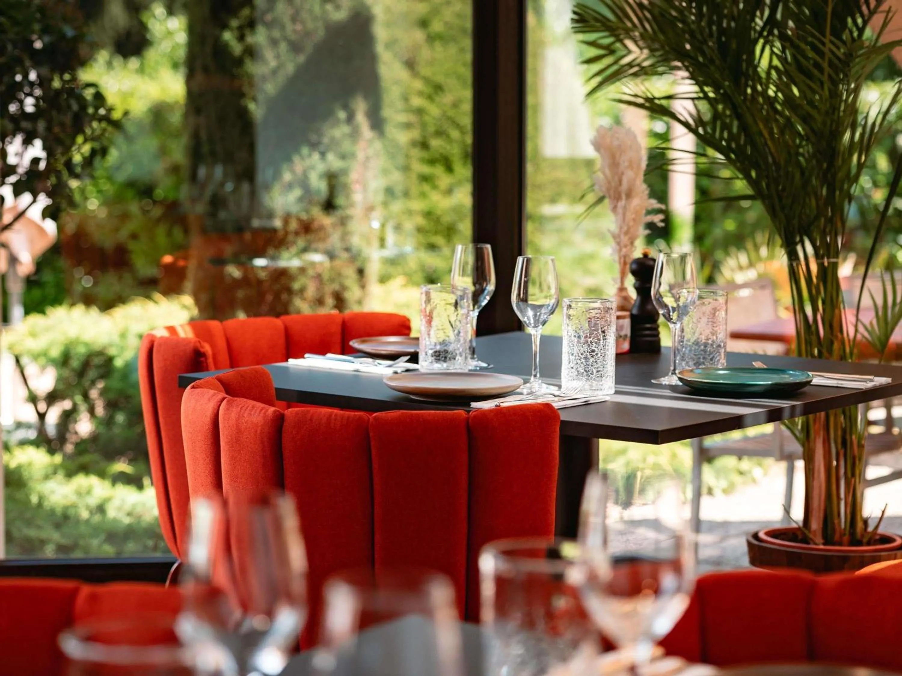 Restaurant/places to eat in Novotel Aix-en-Provence Pont de L'Arc