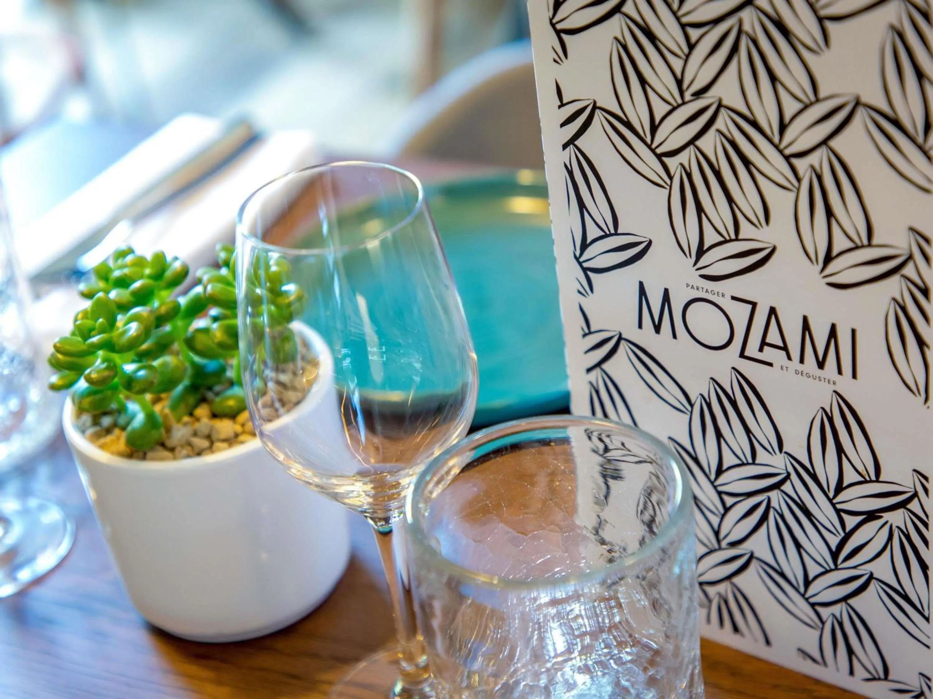 Lounge or bar in Novotel Aix-en-Provence Pont de L'Arc