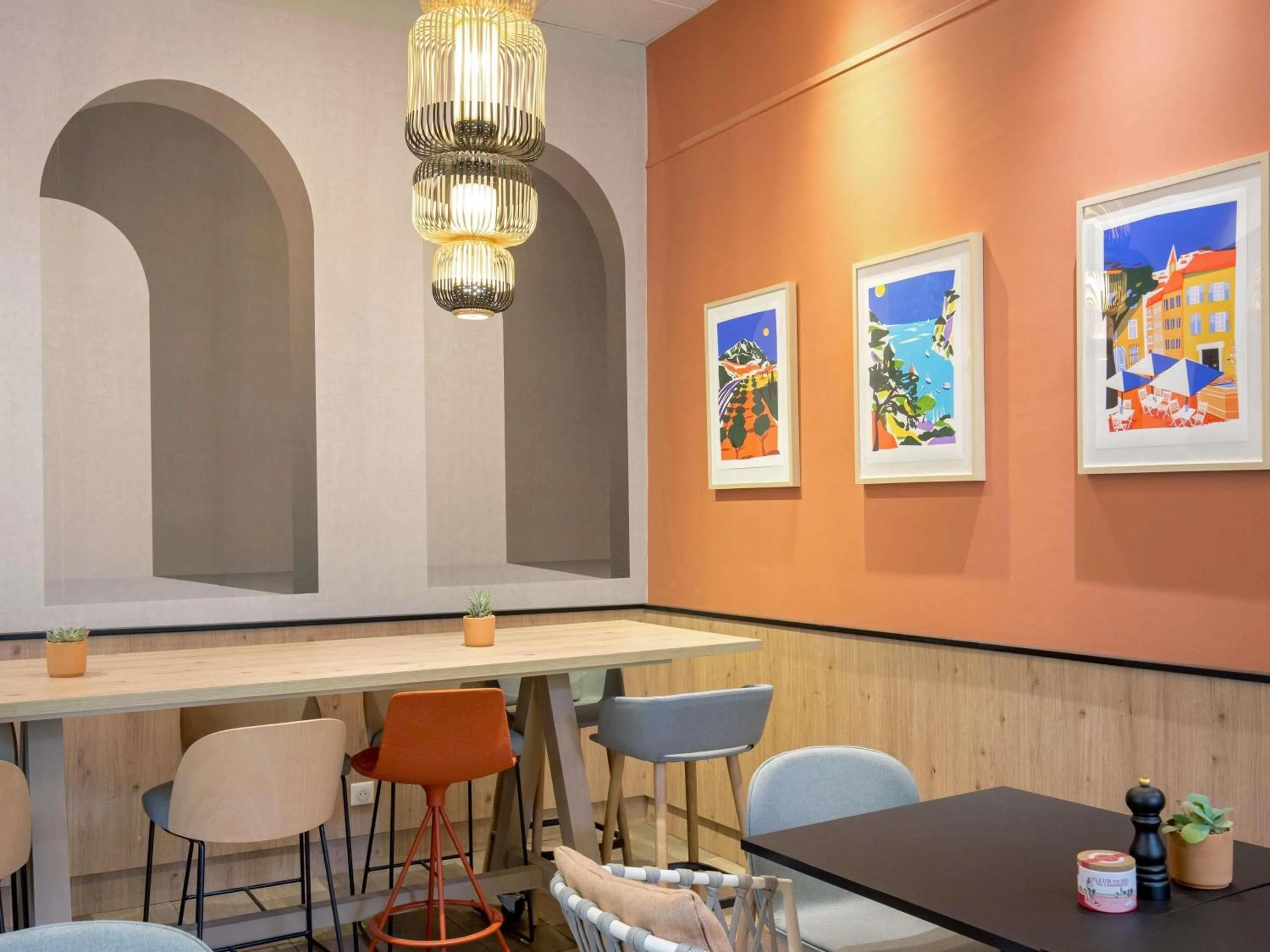 Breakfast in Novotel Aix-en-Provence Pont de L'Arc