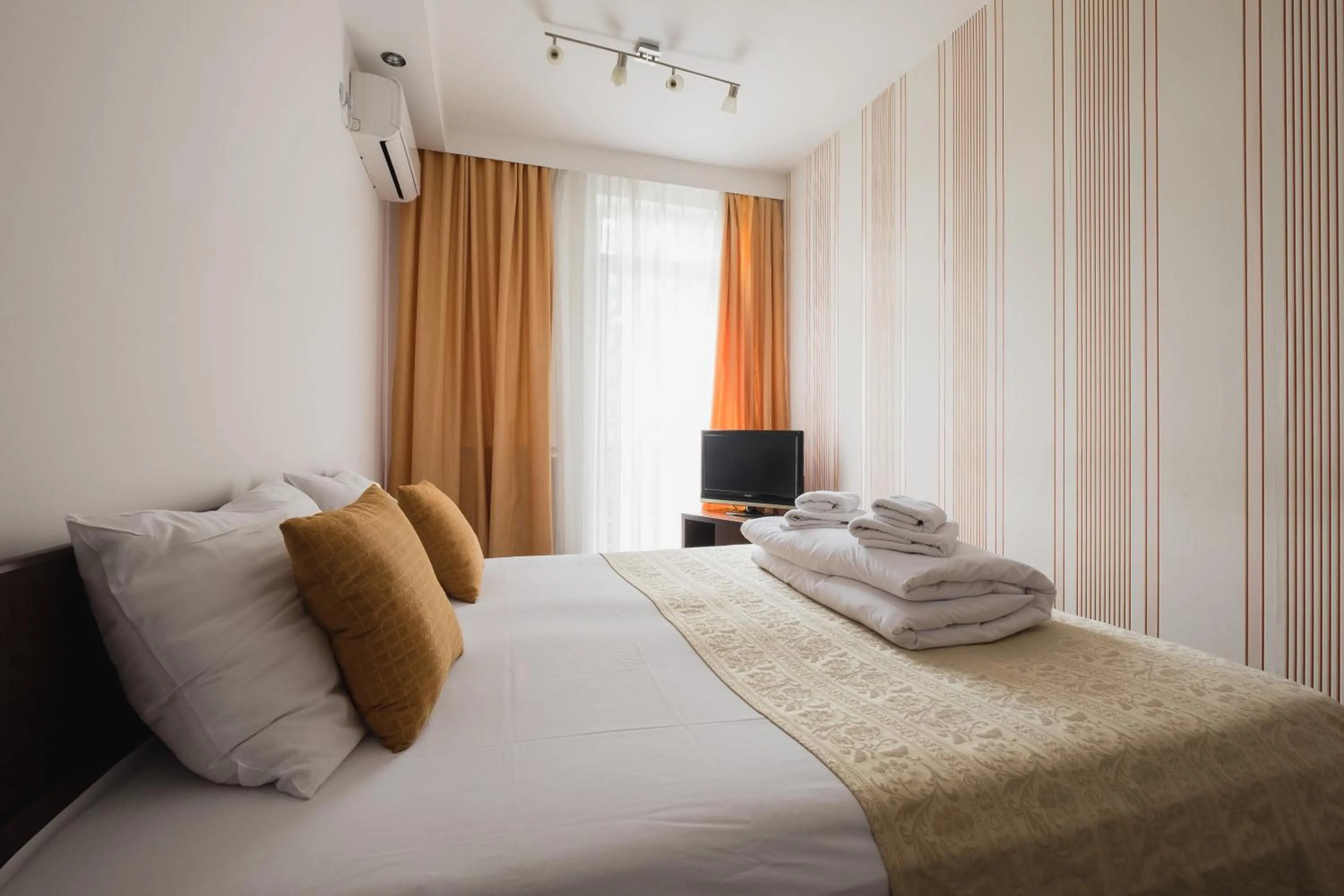 Photo of the whole room, Bed in Villa Bulevar