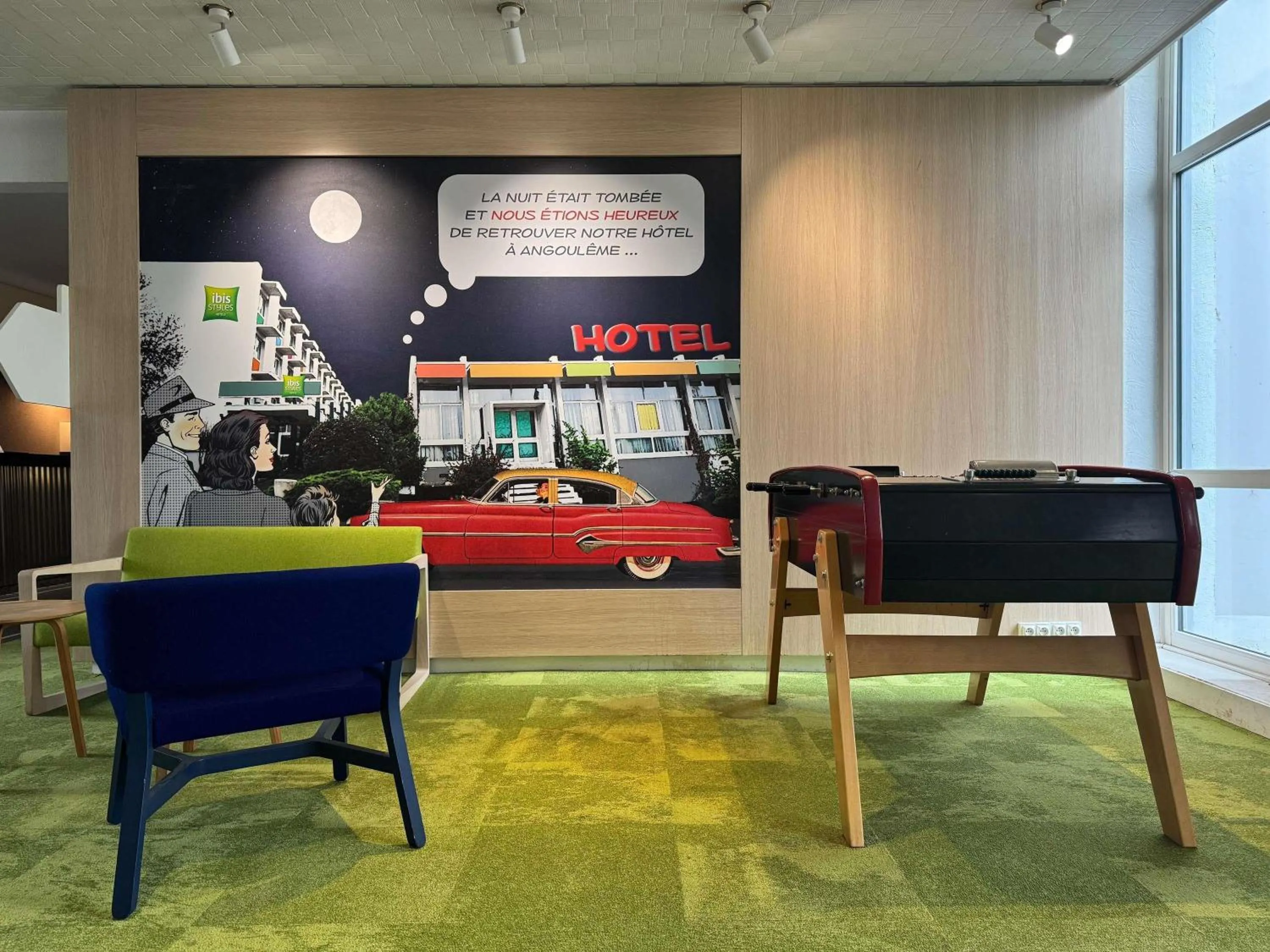 Lounge or bar in ibis Styles Angoulême Nord - hôtel restaurant