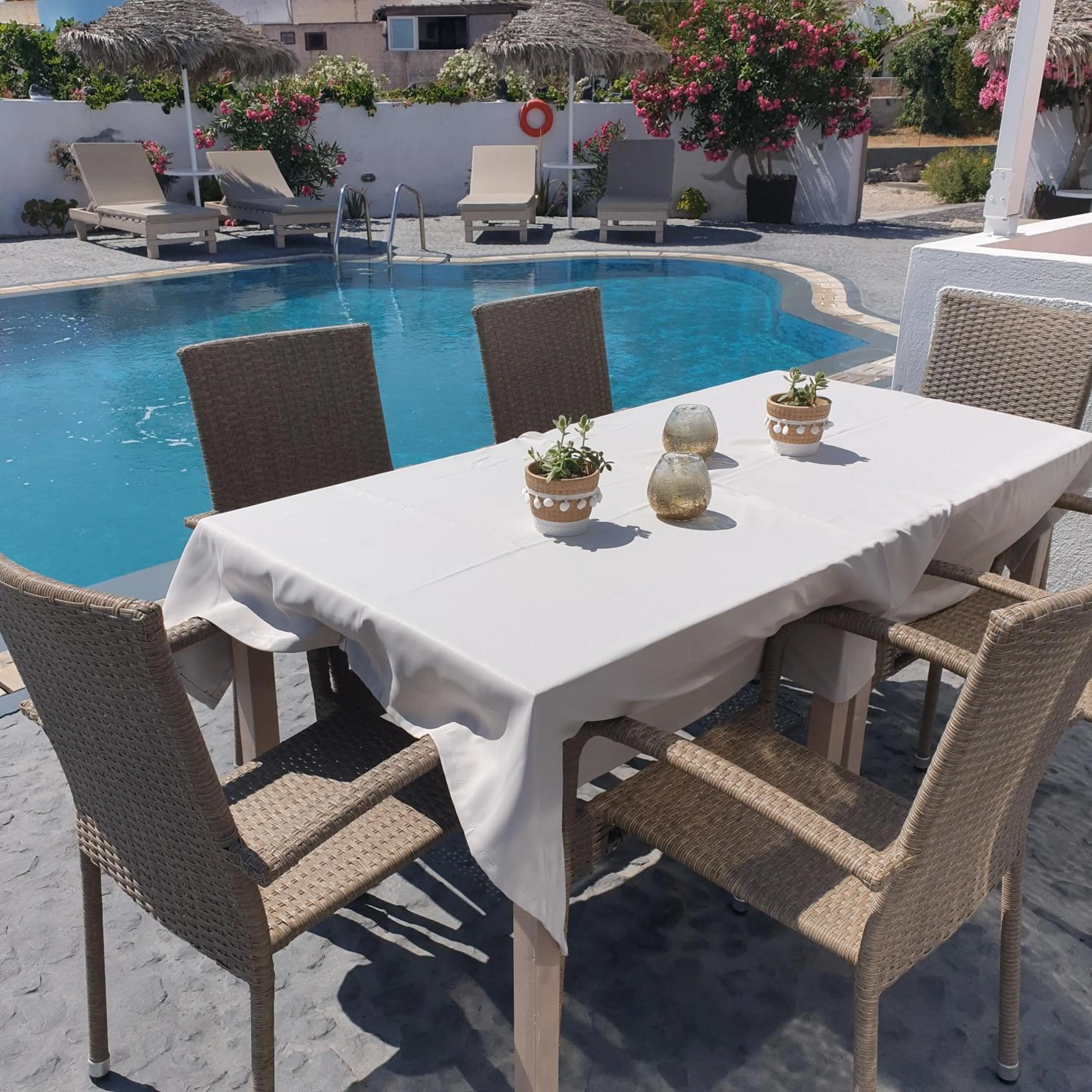 Dining area in Sagma Central Rooms