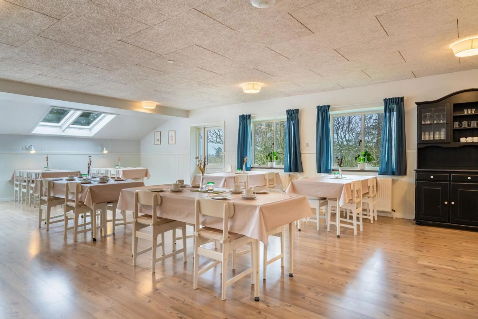 Communal kitchen in Lindvig - Ferie i naturen