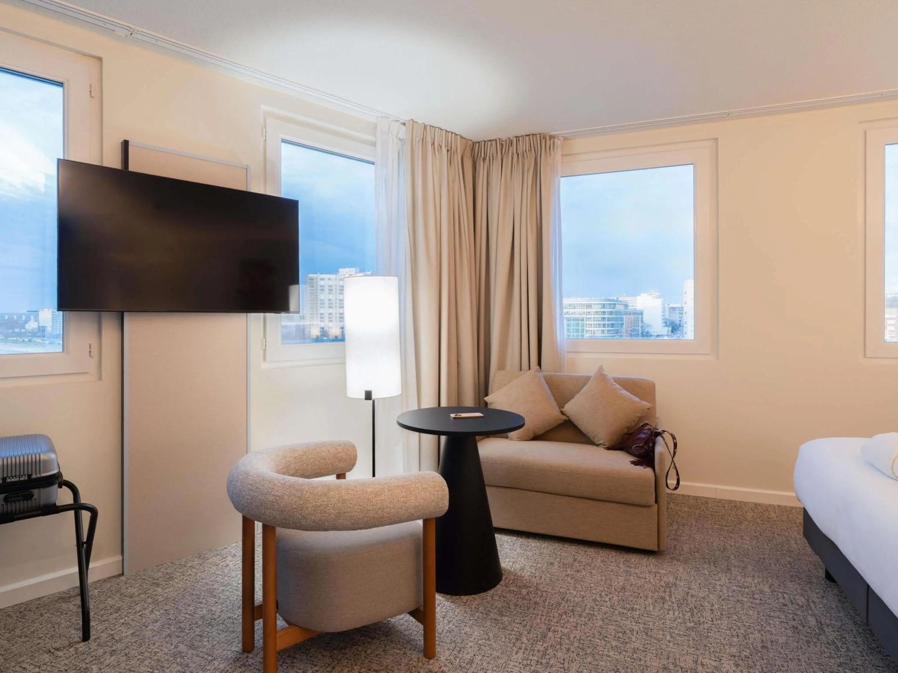 Bed in Mercure Paris Ivry Quai De Seine