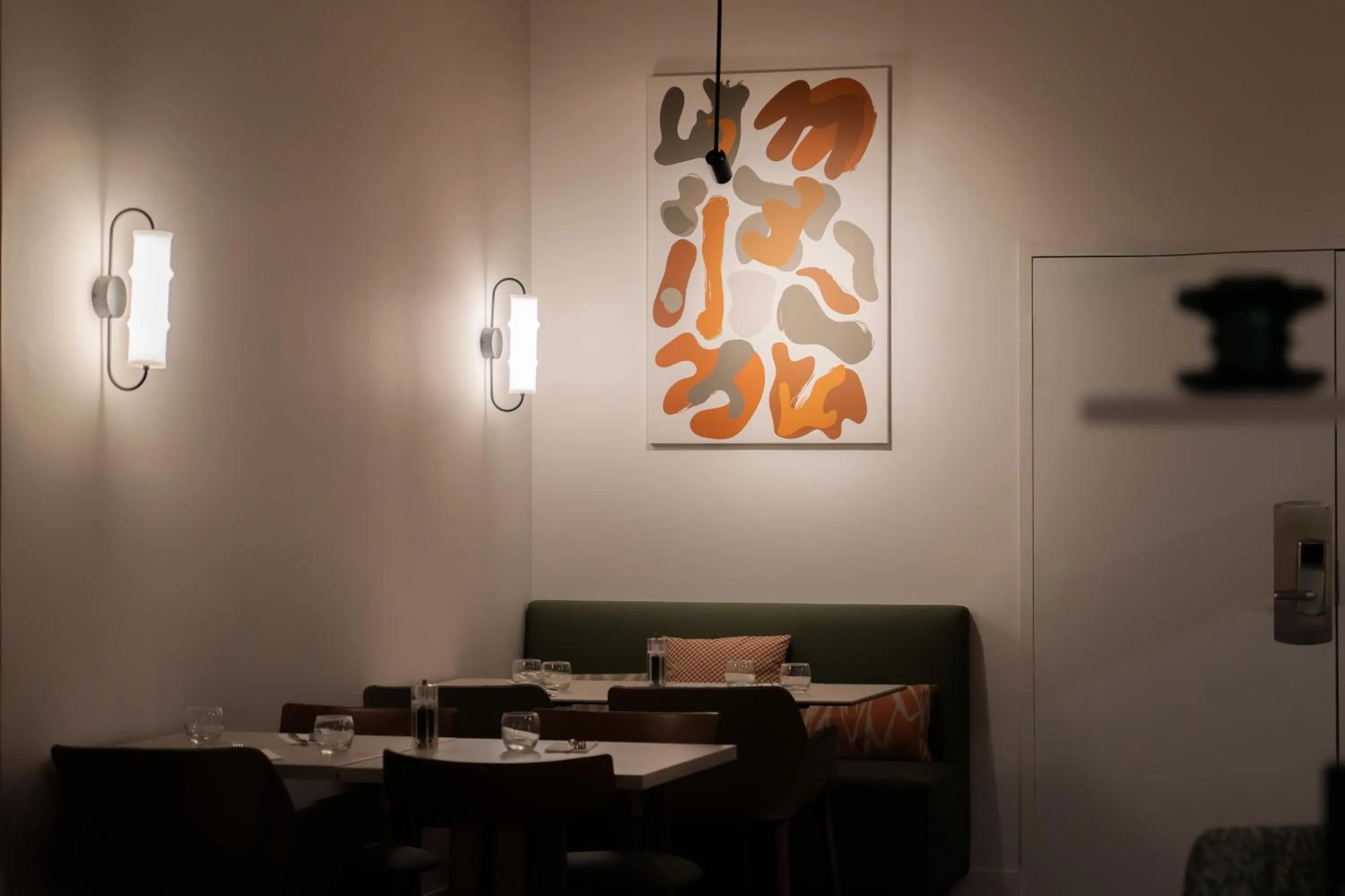 Restaurant/places to eat in Mercure Paris Ivry Quai De Seine