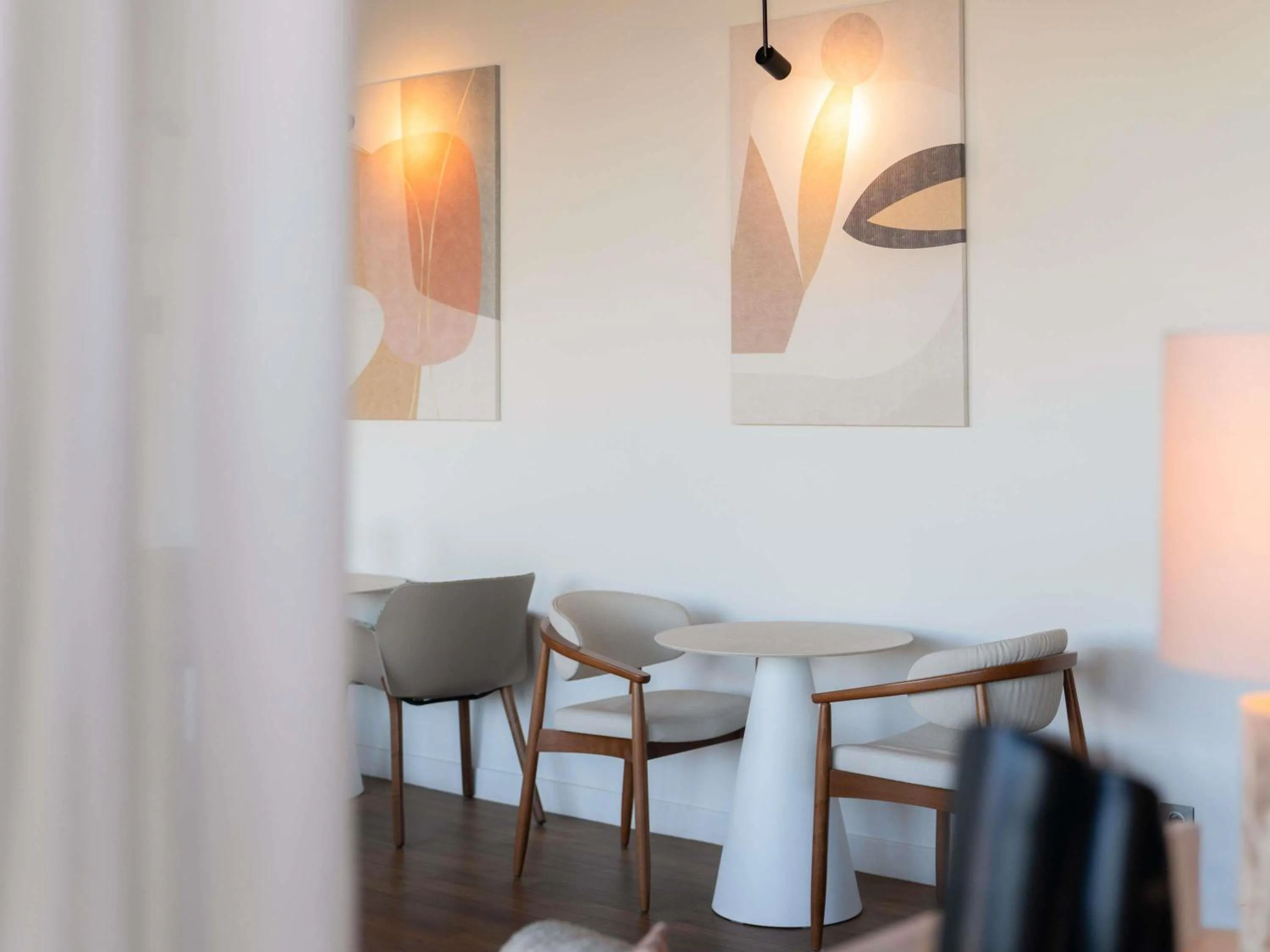 Lounge or bar in Mercure Paris Ivry Quai De Seine