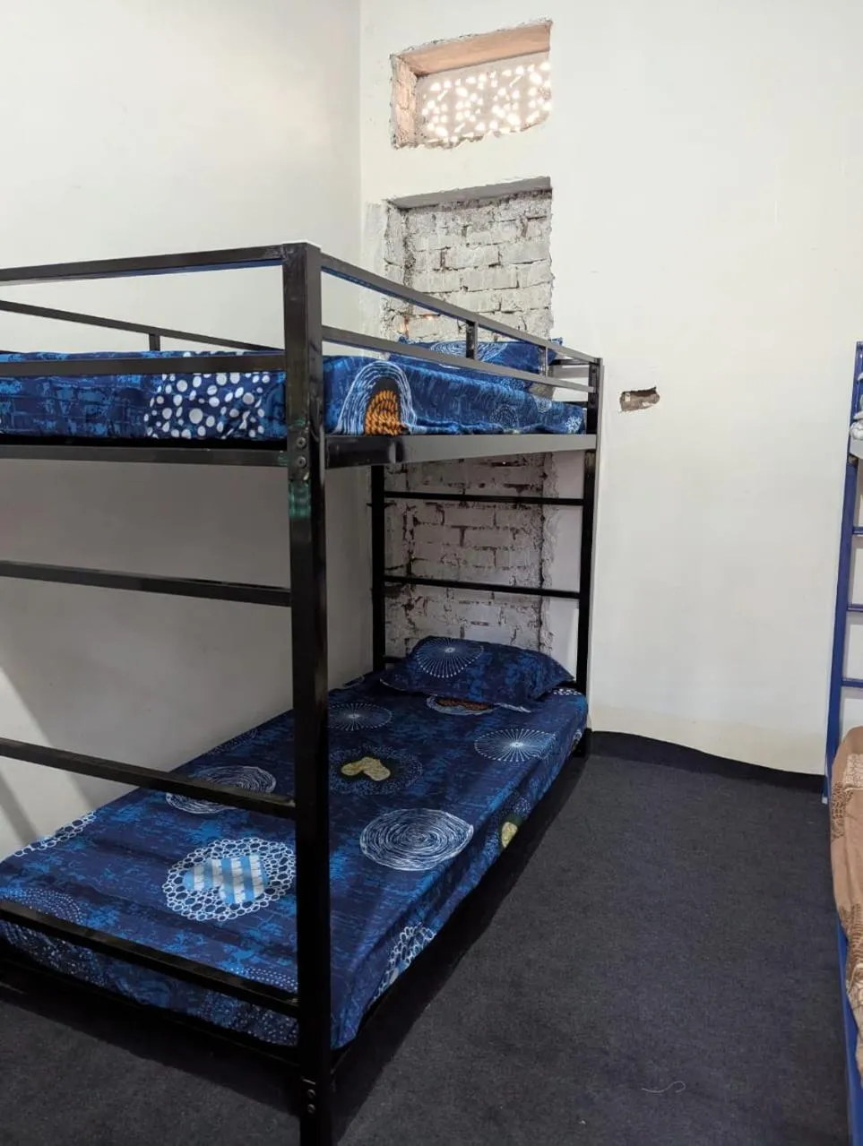 Bed in 4-Bed Mixed Dormitory Room in HOTEL THE PUSHKAR FLOWER
