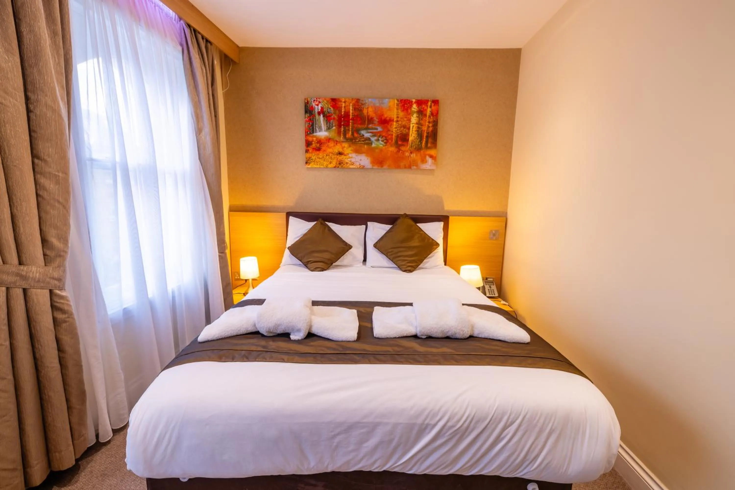 Bed in The Shoreditch Inn