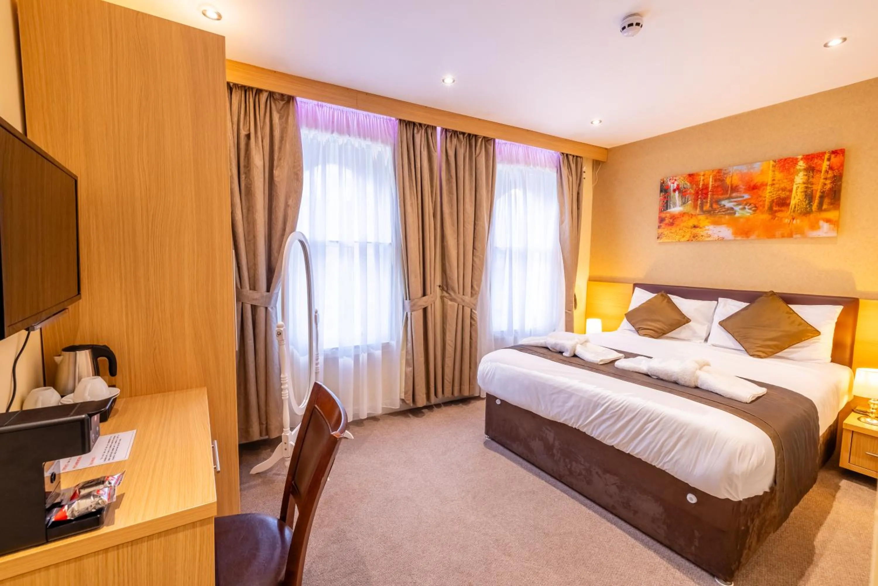 Bedroom, Bed in The Shoreditch Inn