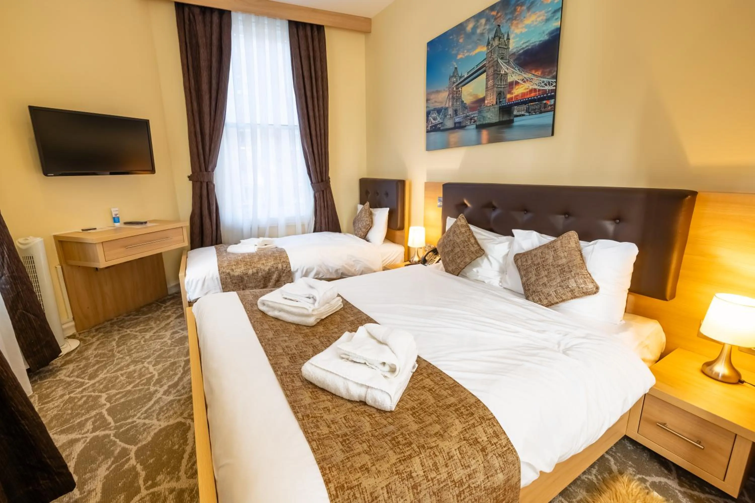 Bedroom, Bed in The Shoreditch Inn