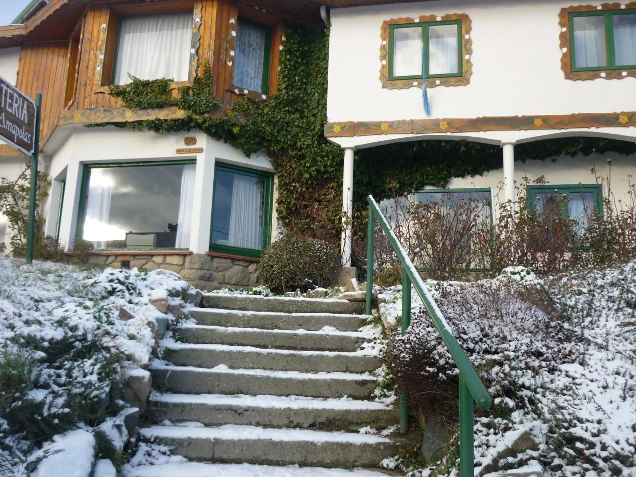 Facade/entrance in Hosteria Las Amapolas
