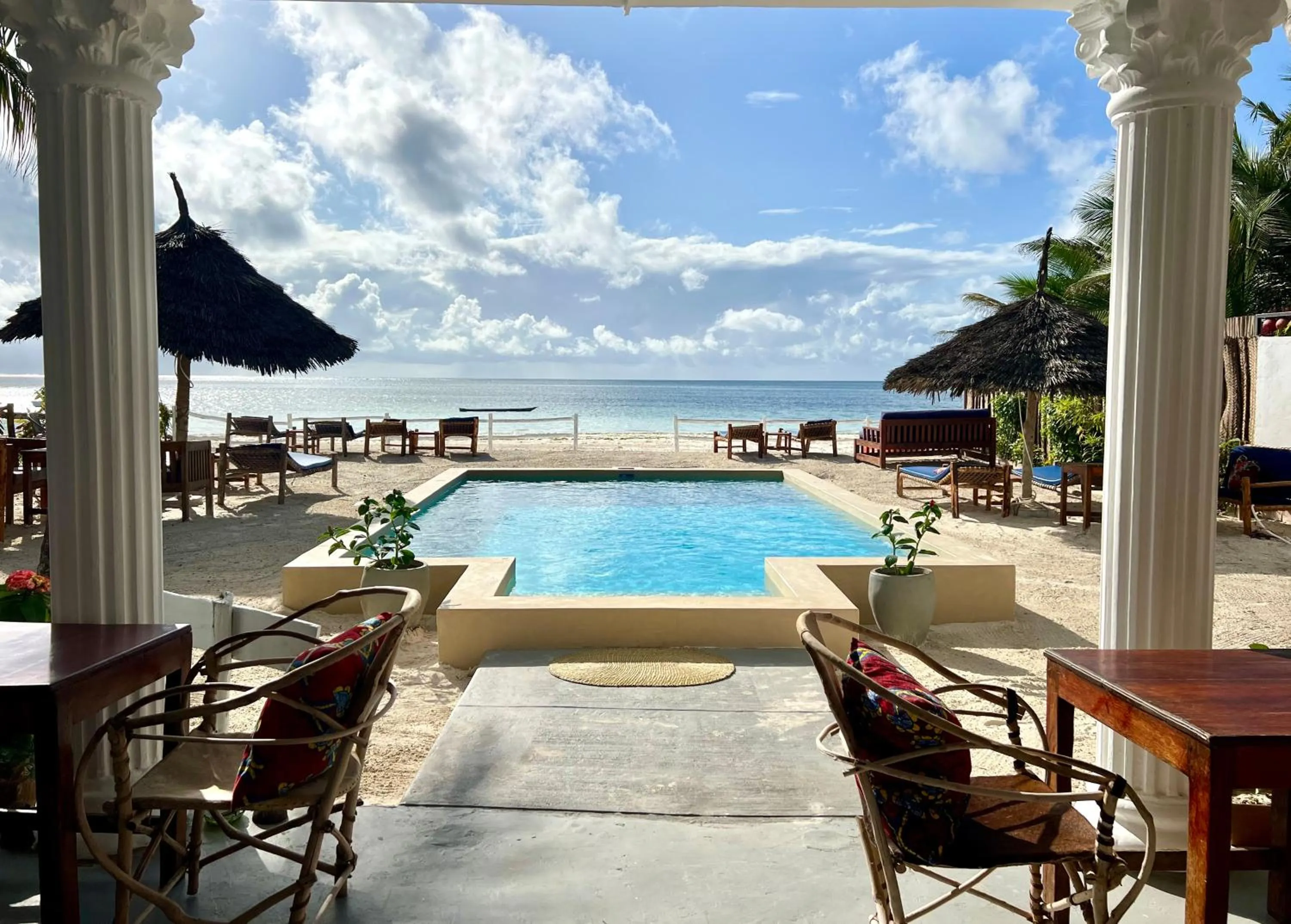 Patio in The African Paradise Beach Hotel