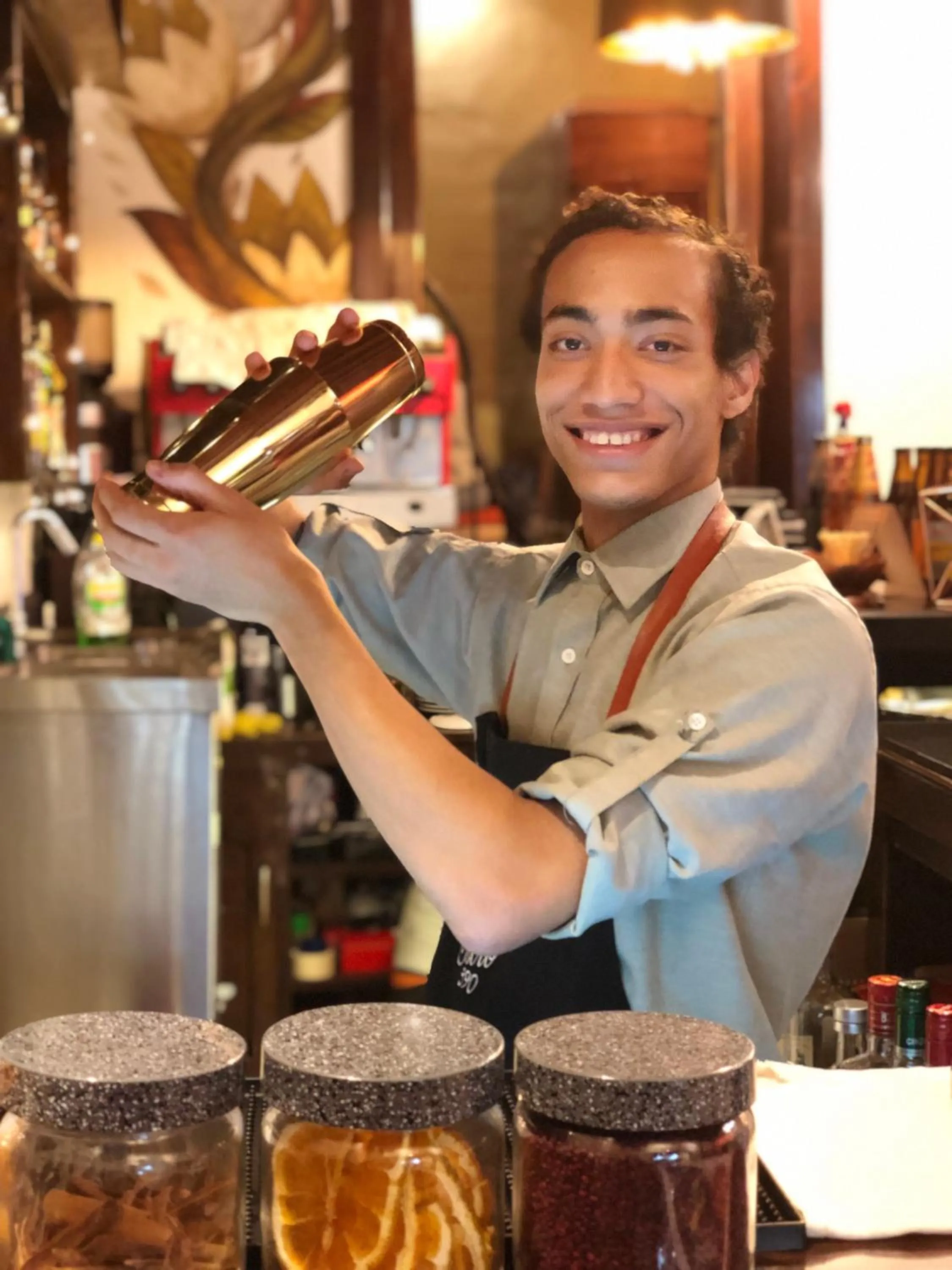 Restaurant/places to eat in Casa Biru Hotel Boutique