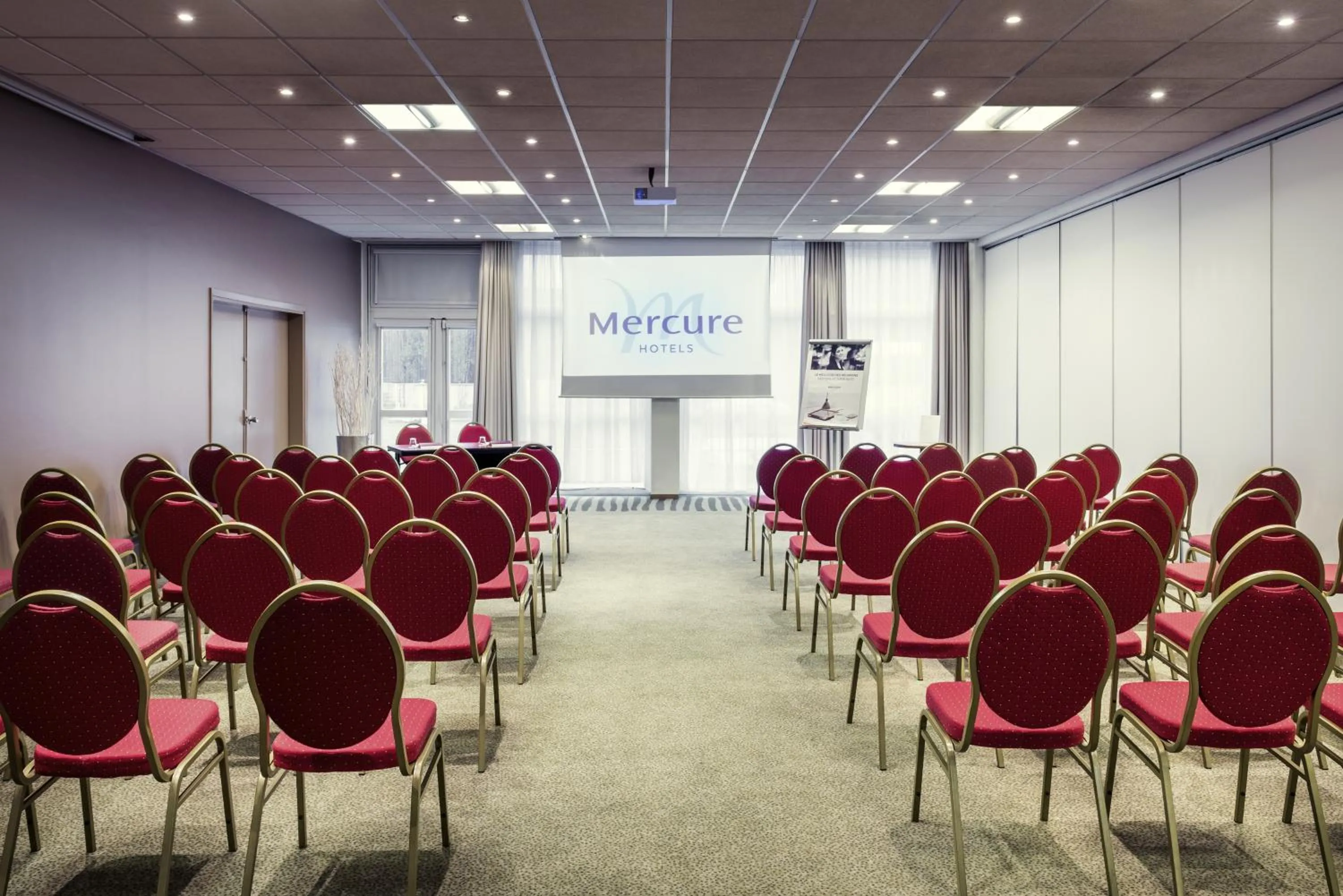 Business facilities in Mercure Paris Le Bourget Aeroport
