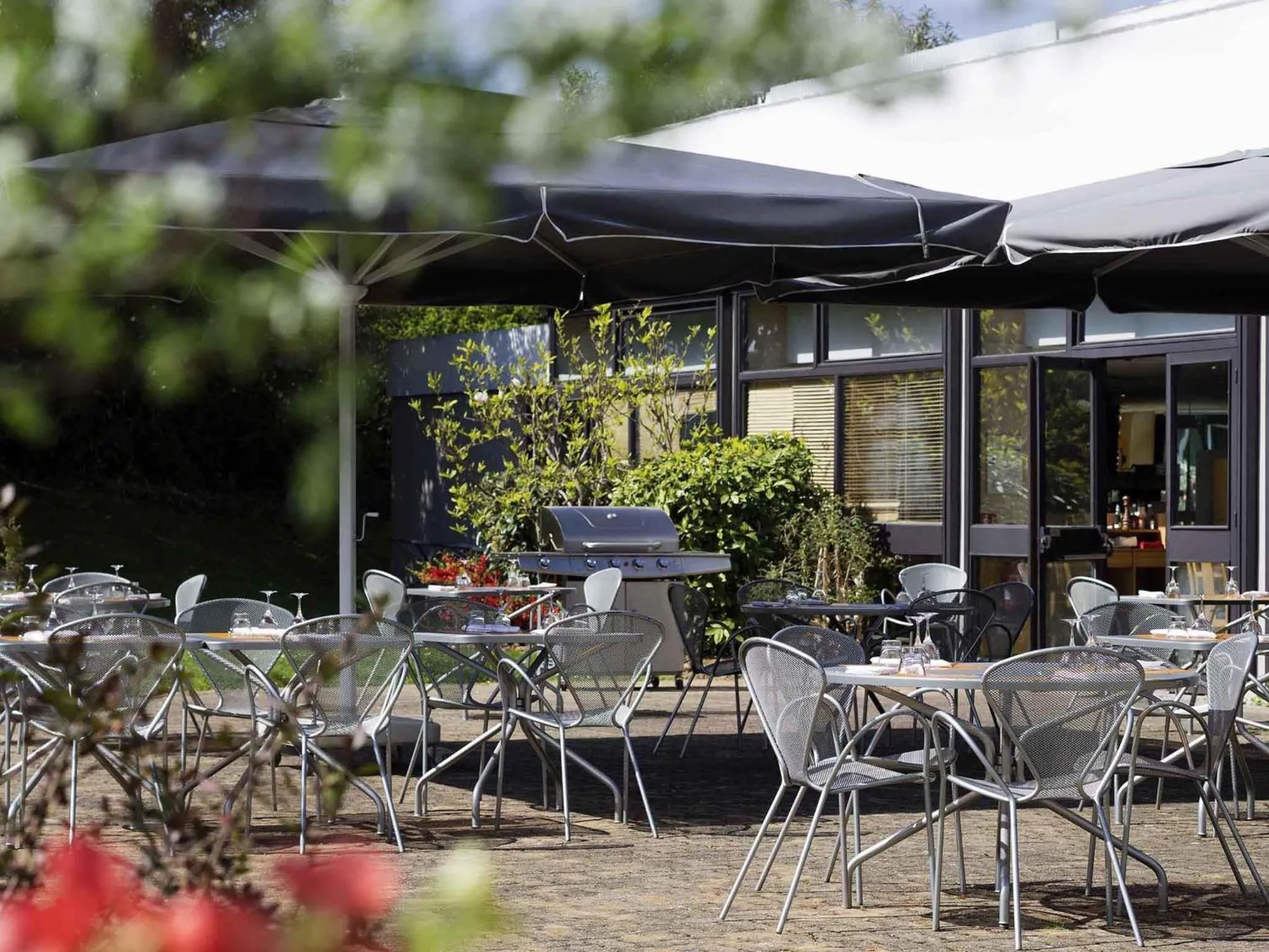 wedding in Mercure Paris Le Bourget Aeroport