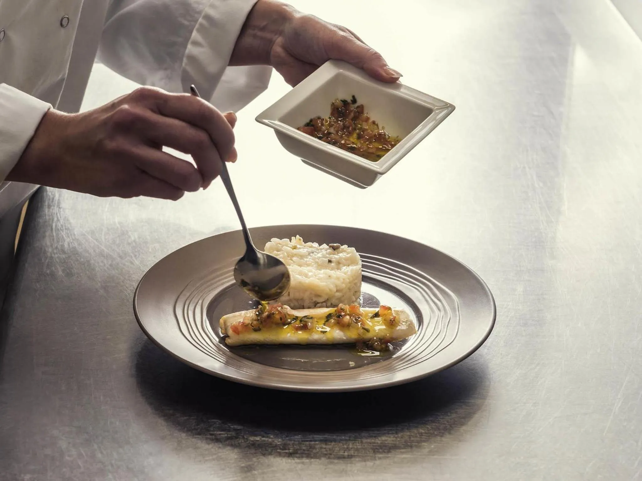 Restaurant/places to eat in Mercure Paris Le Bourget Aeroport