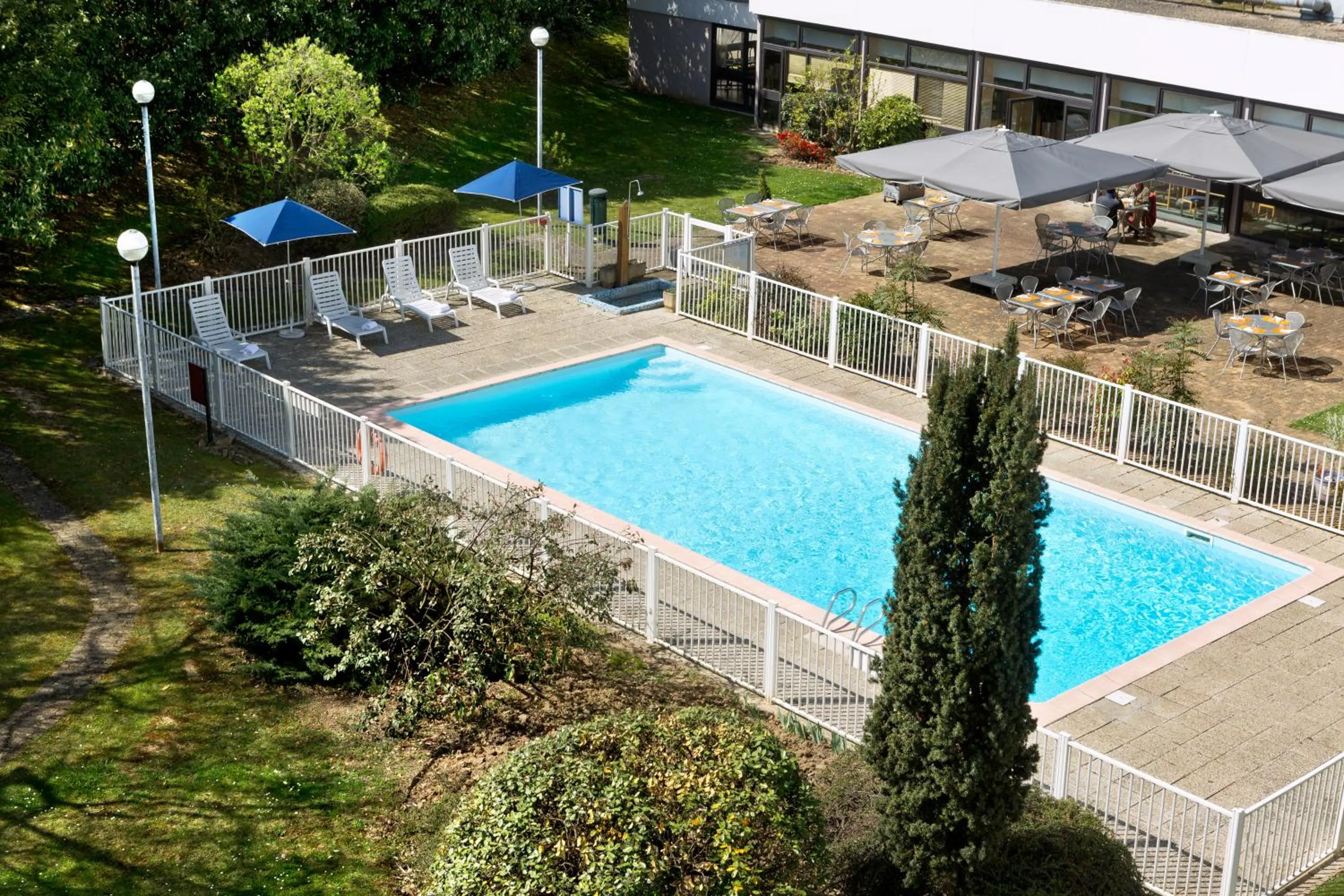 Solarium in Mercure Paris Le Bourget Aeroport