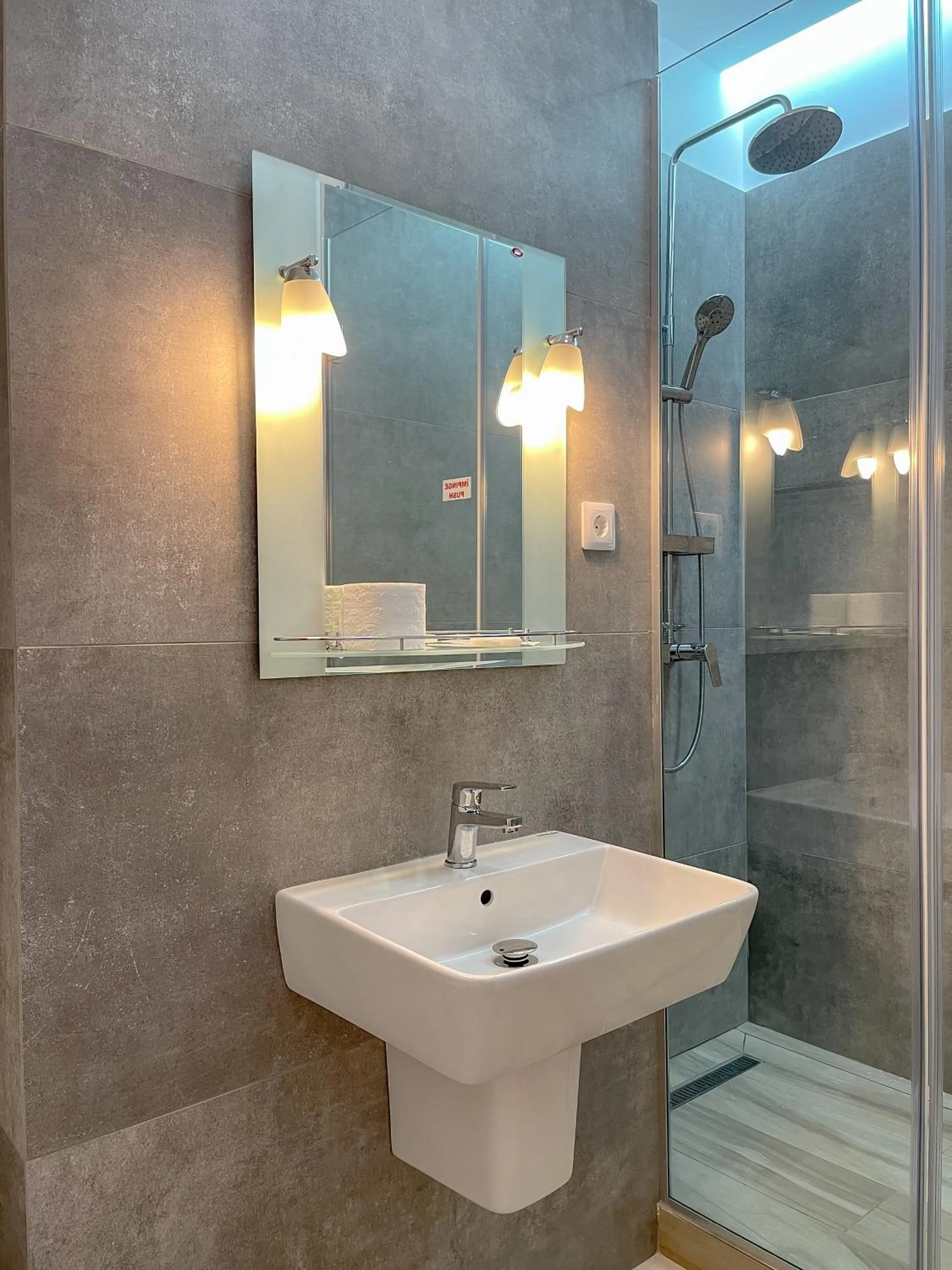 Bathroom in Hotel Eden