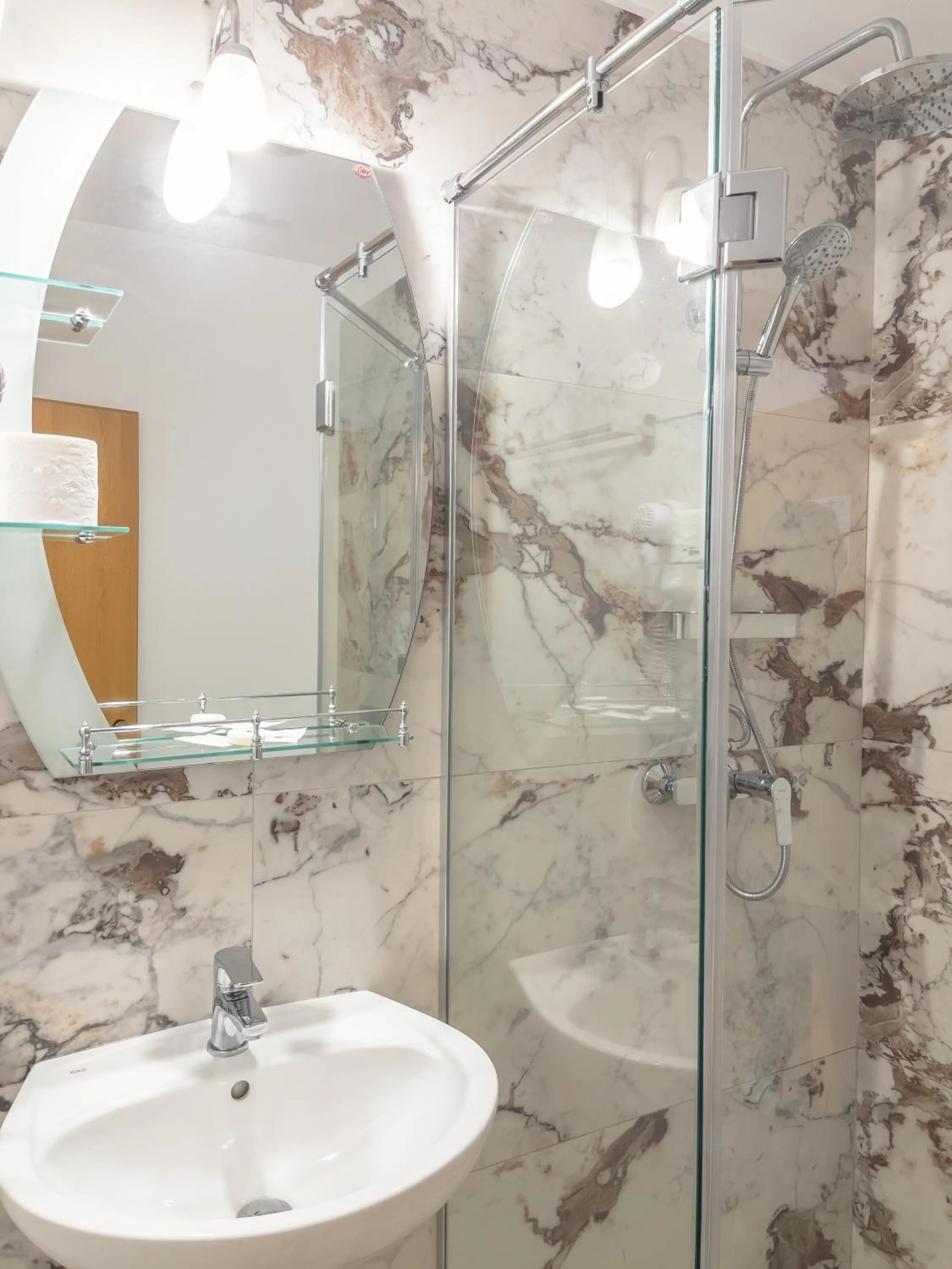 Bathroom in Hotel Eden