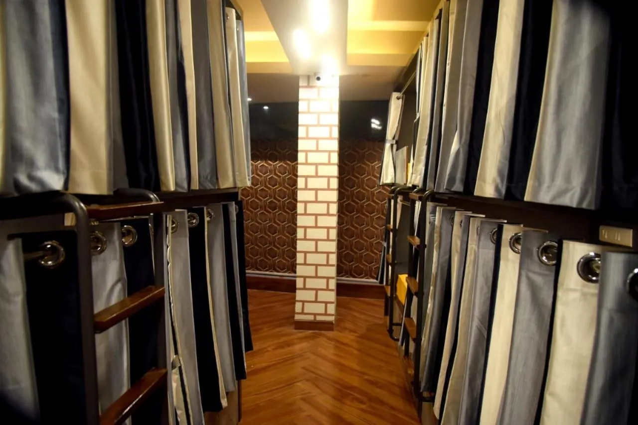 bunk bed in CHARYANA HOTEL AC DORMITORY