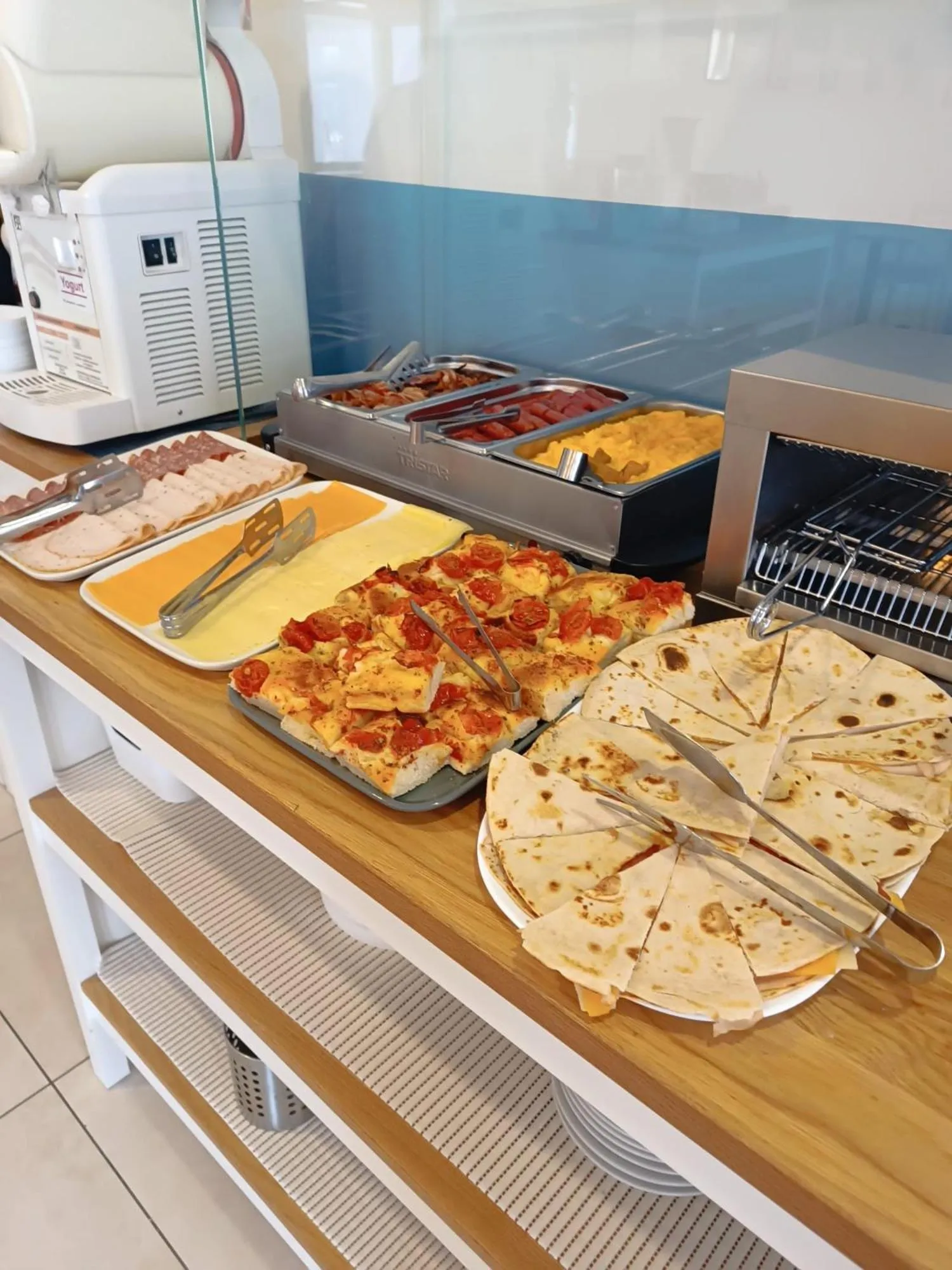 Food and drinks in Hotel Berenice