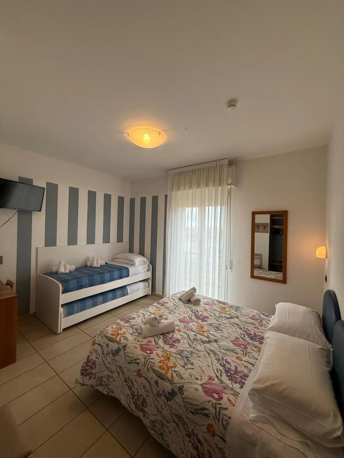 Bedroom, Bed in Hotel Berenice