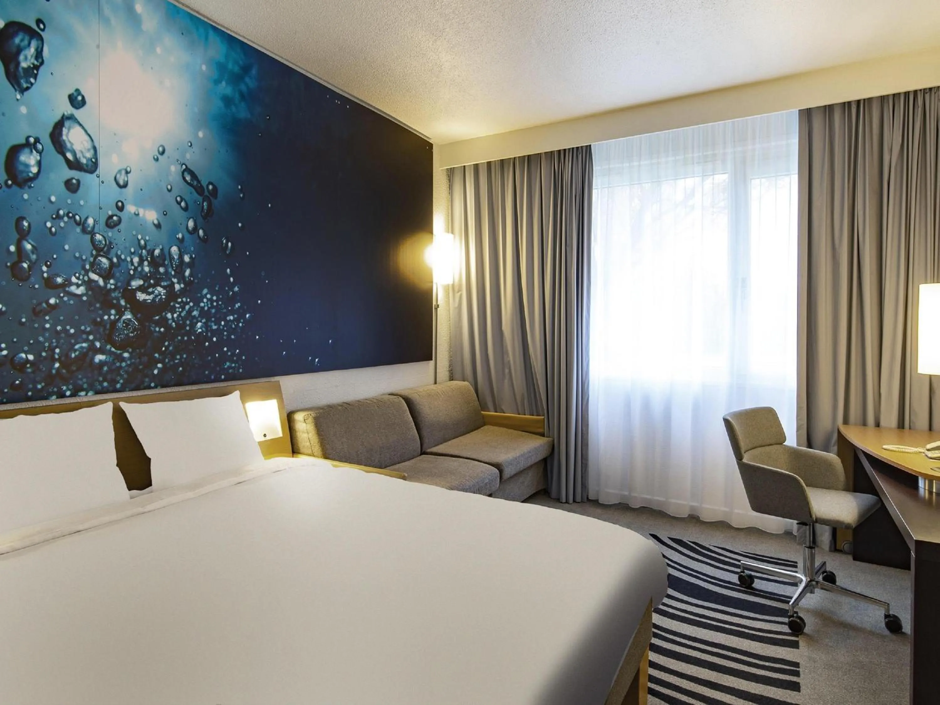 Bedroom, Bed in Novotel Metz Amnéville