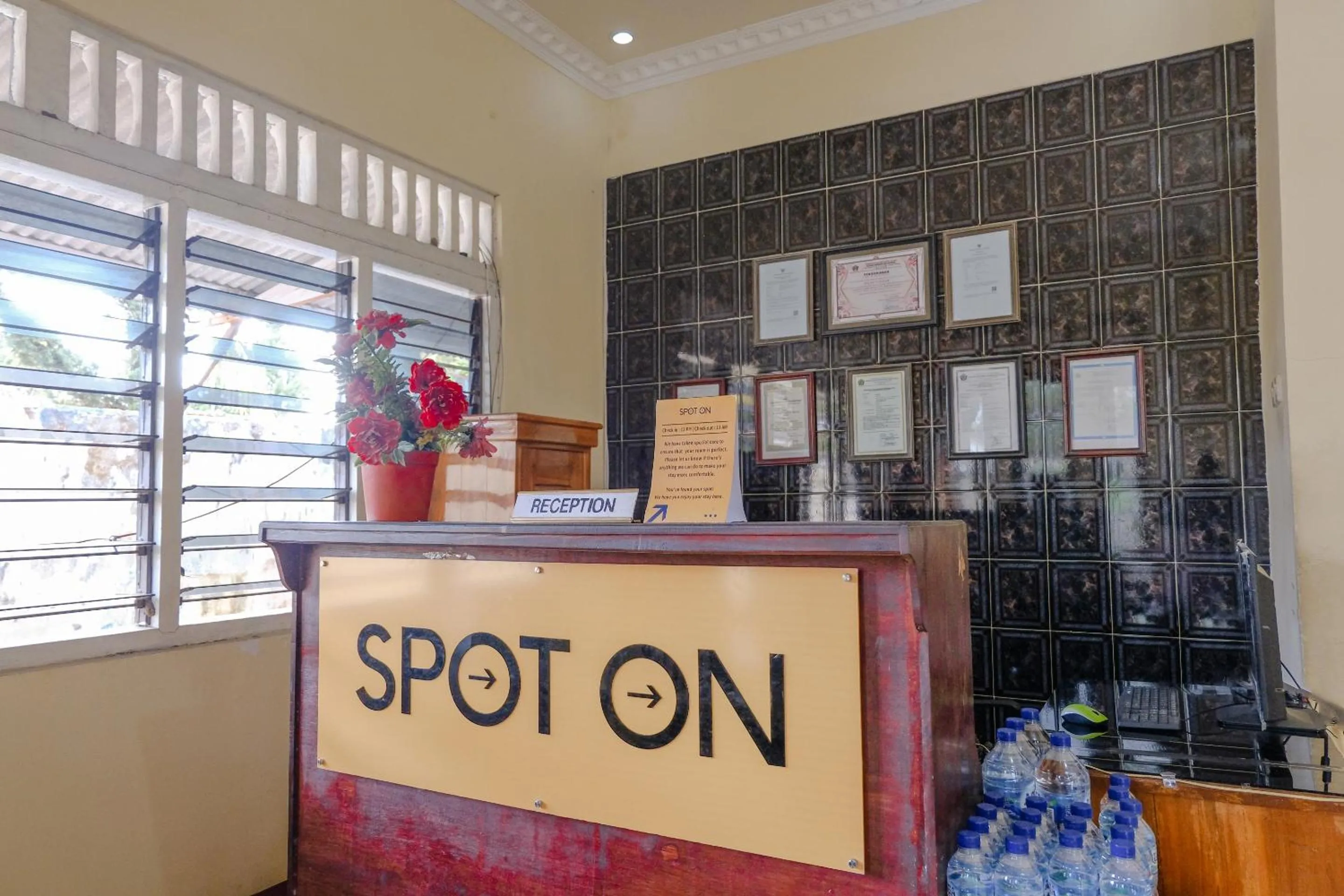 Lobby or reception in Hotel O Maya