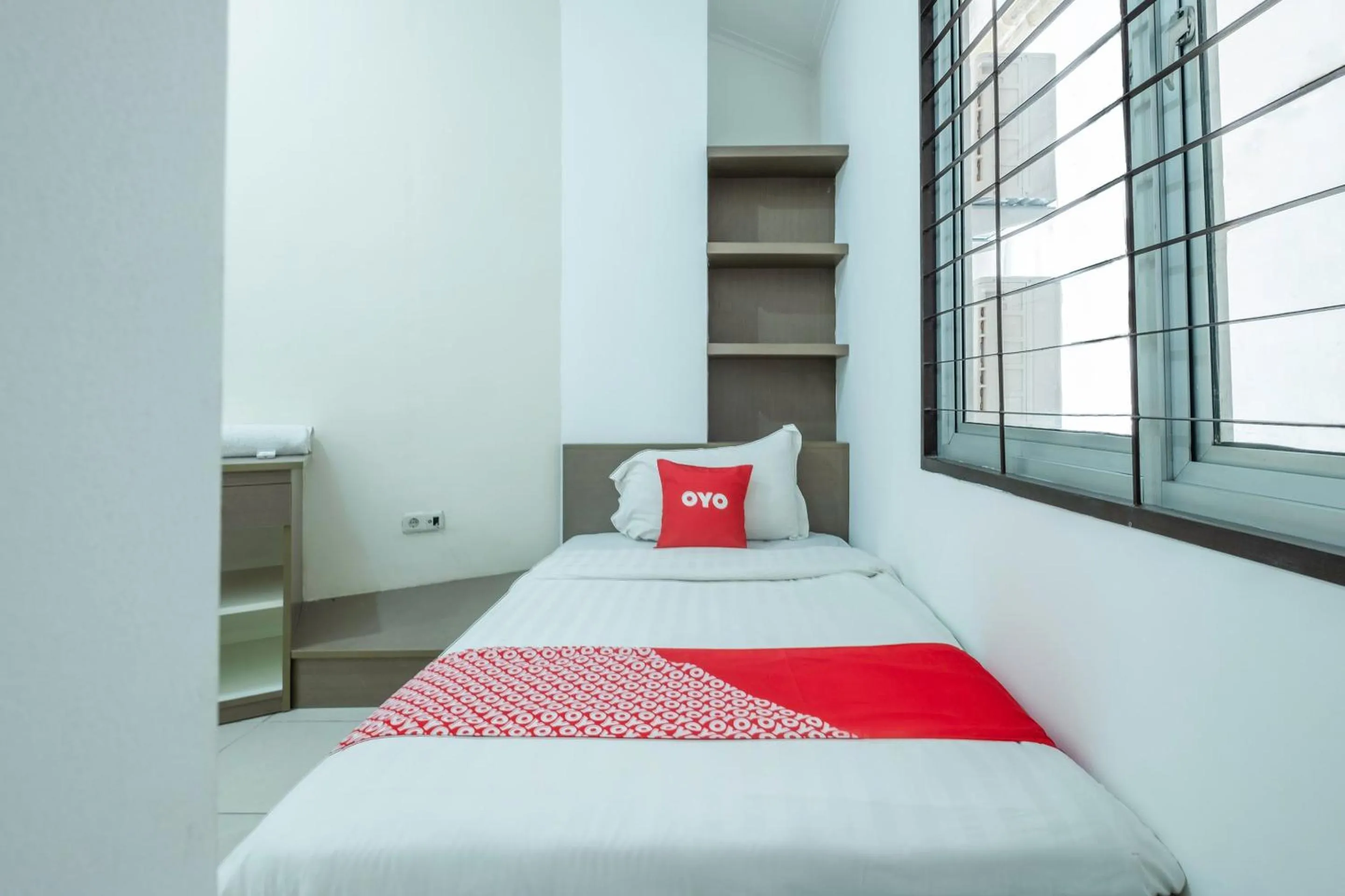 Bedroom in OYO 1876 Fortuna Residence