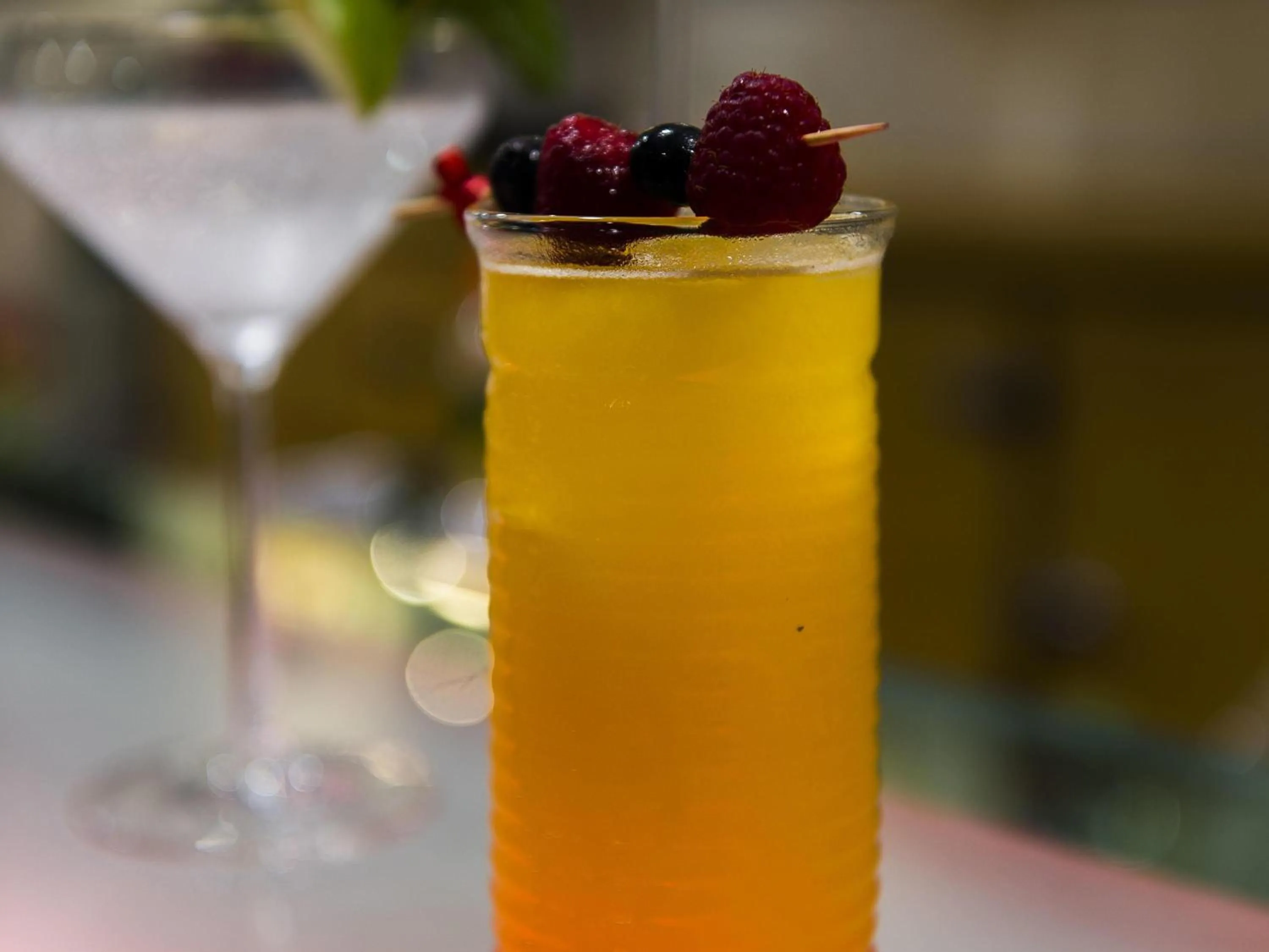 Lounge or bar in Novotel Le Mans