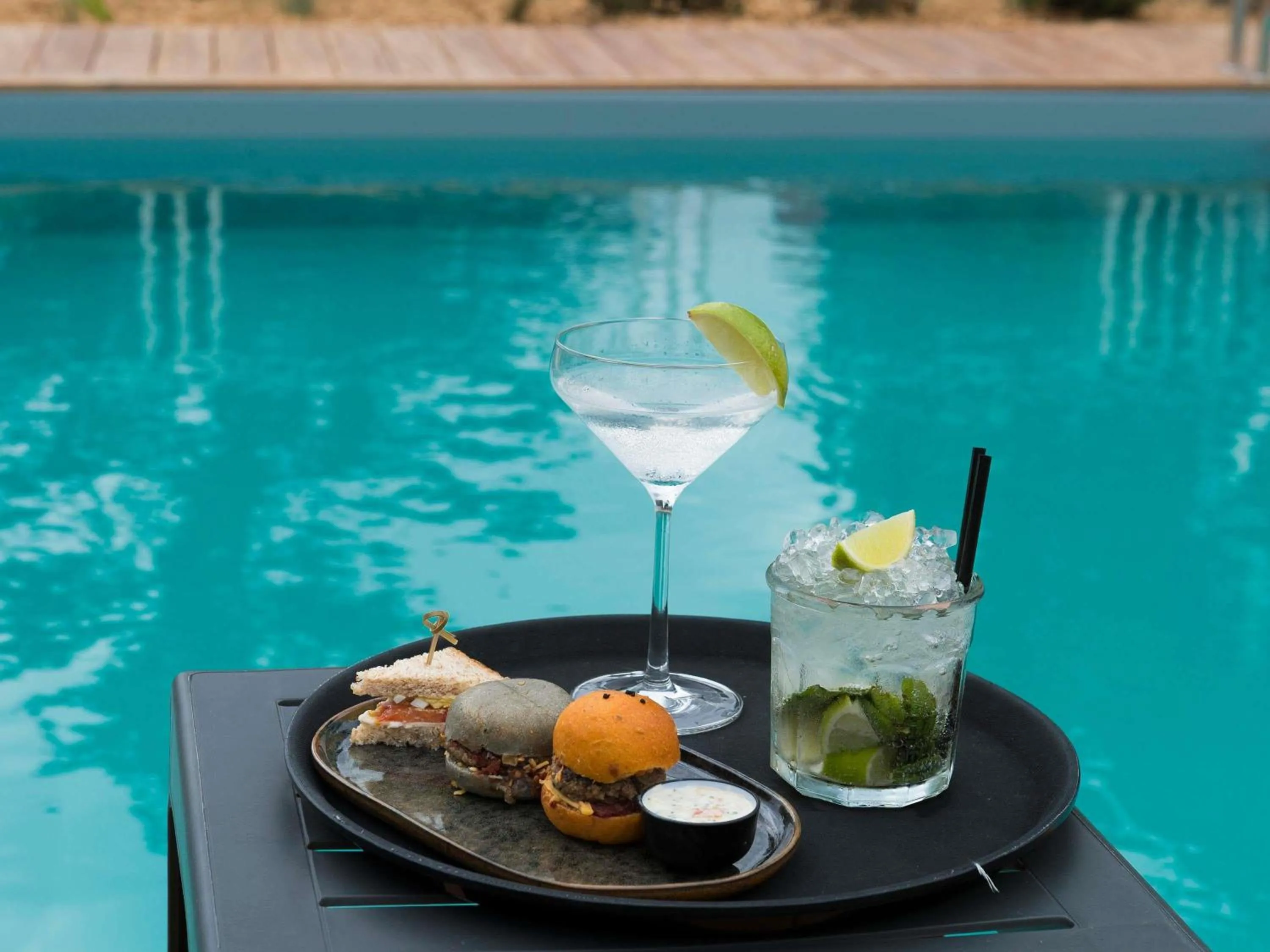 Restaurant/places to eat in Novotel Le Mans