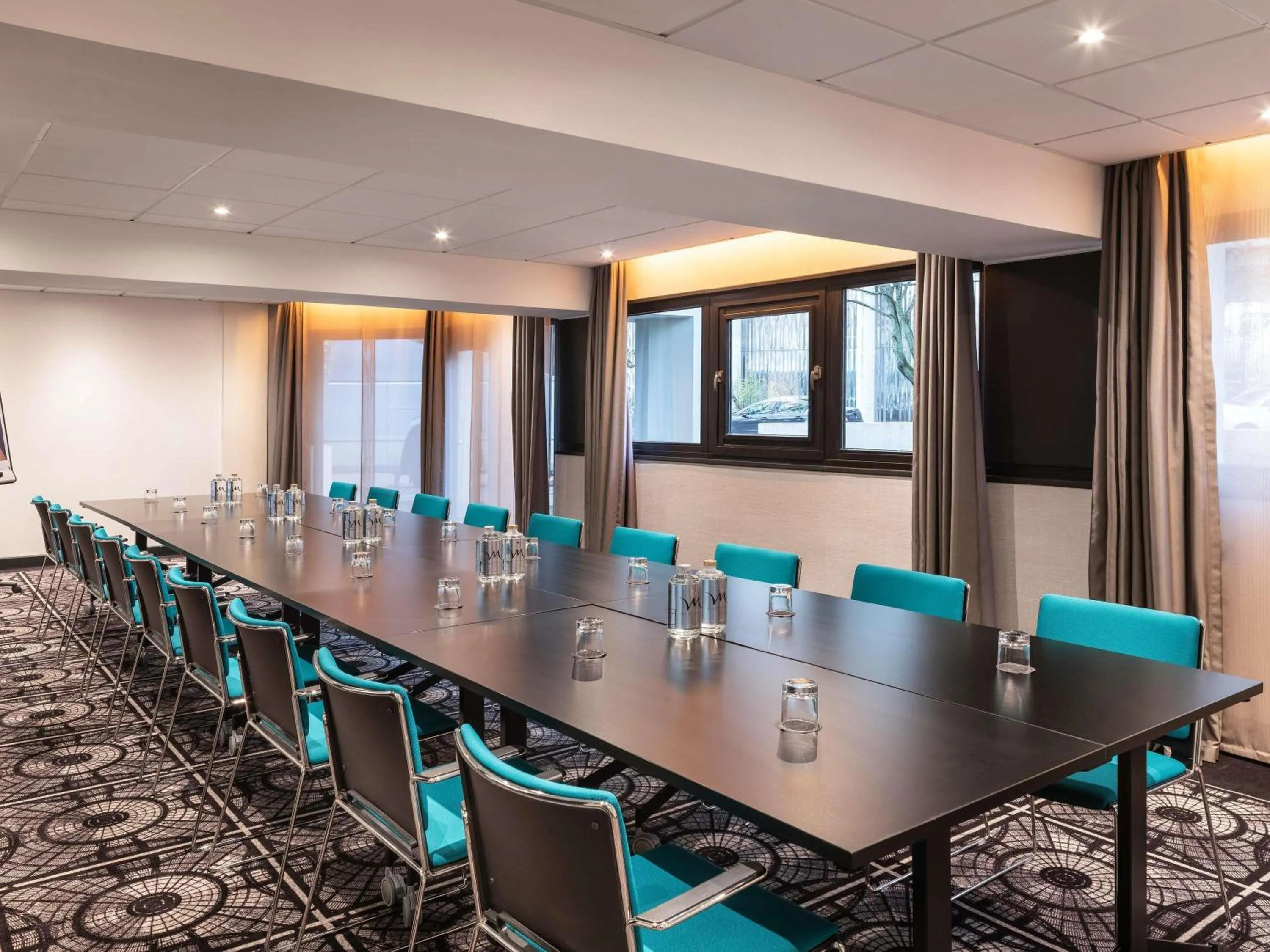 Meeting/conference room in Mercure Paris Porte De Versailles Expo