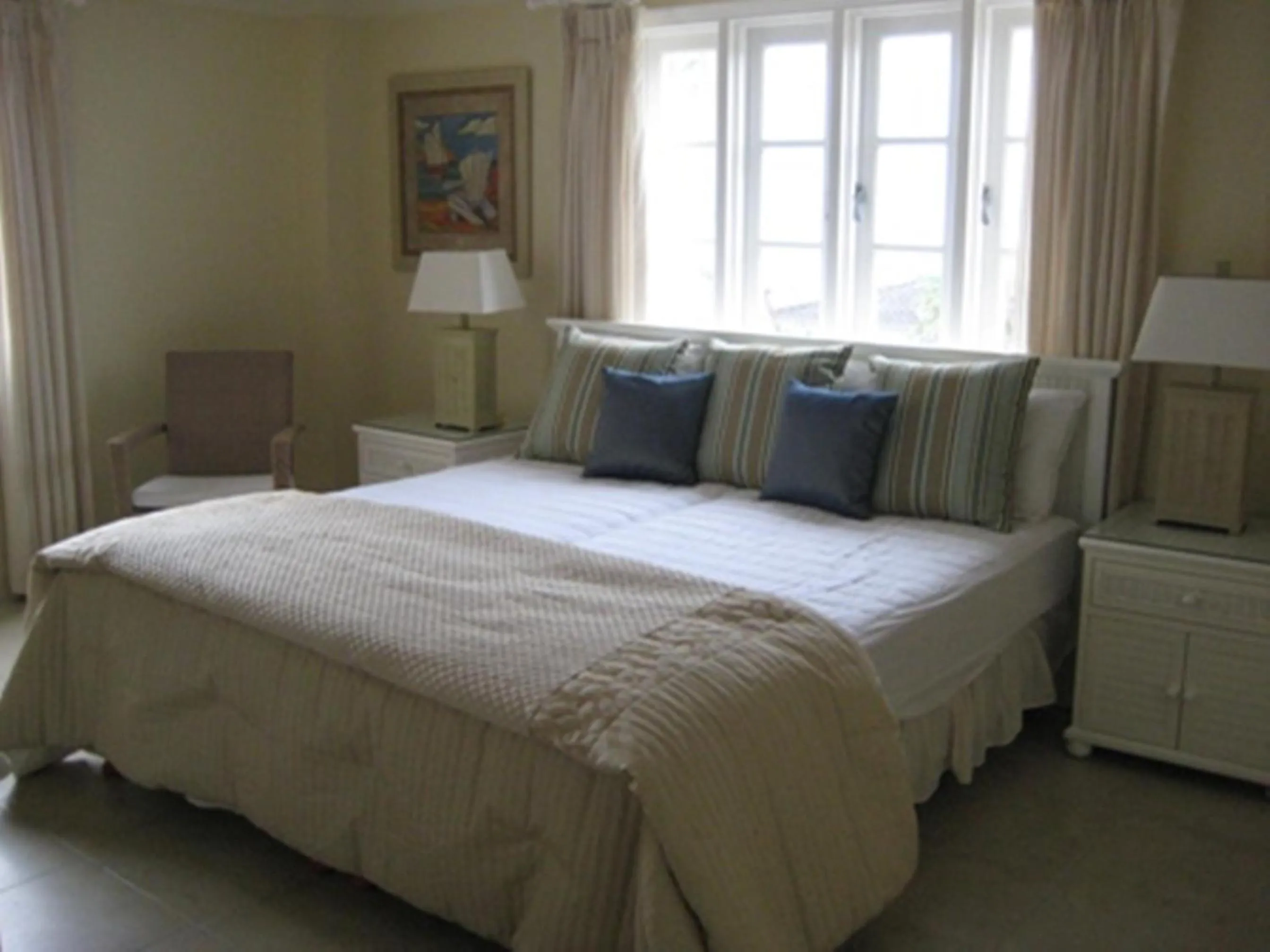 Bedroom, Bed in White Sands Beach Condos