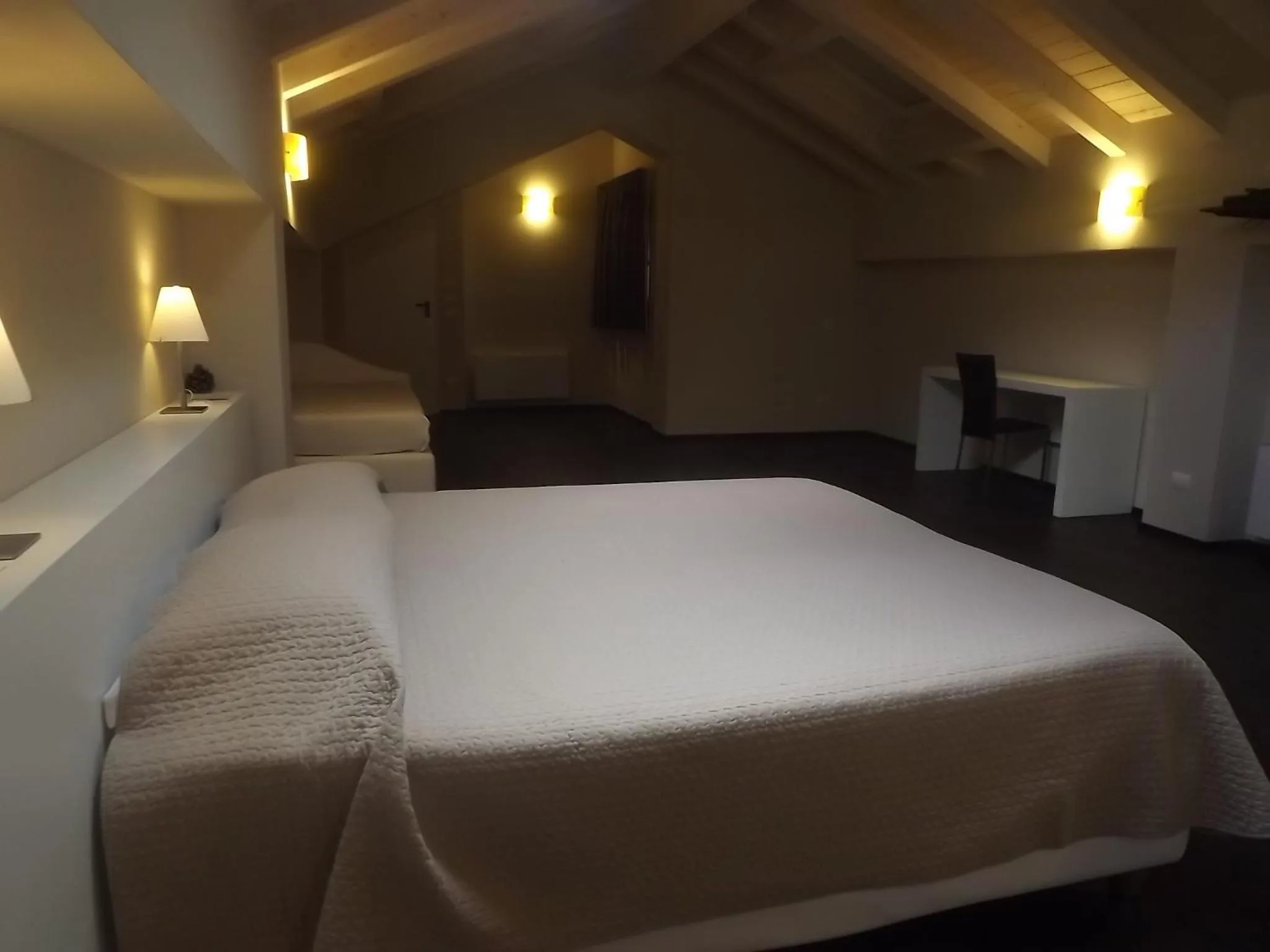 Photo of the whole room, Bed in Hotel Bersè