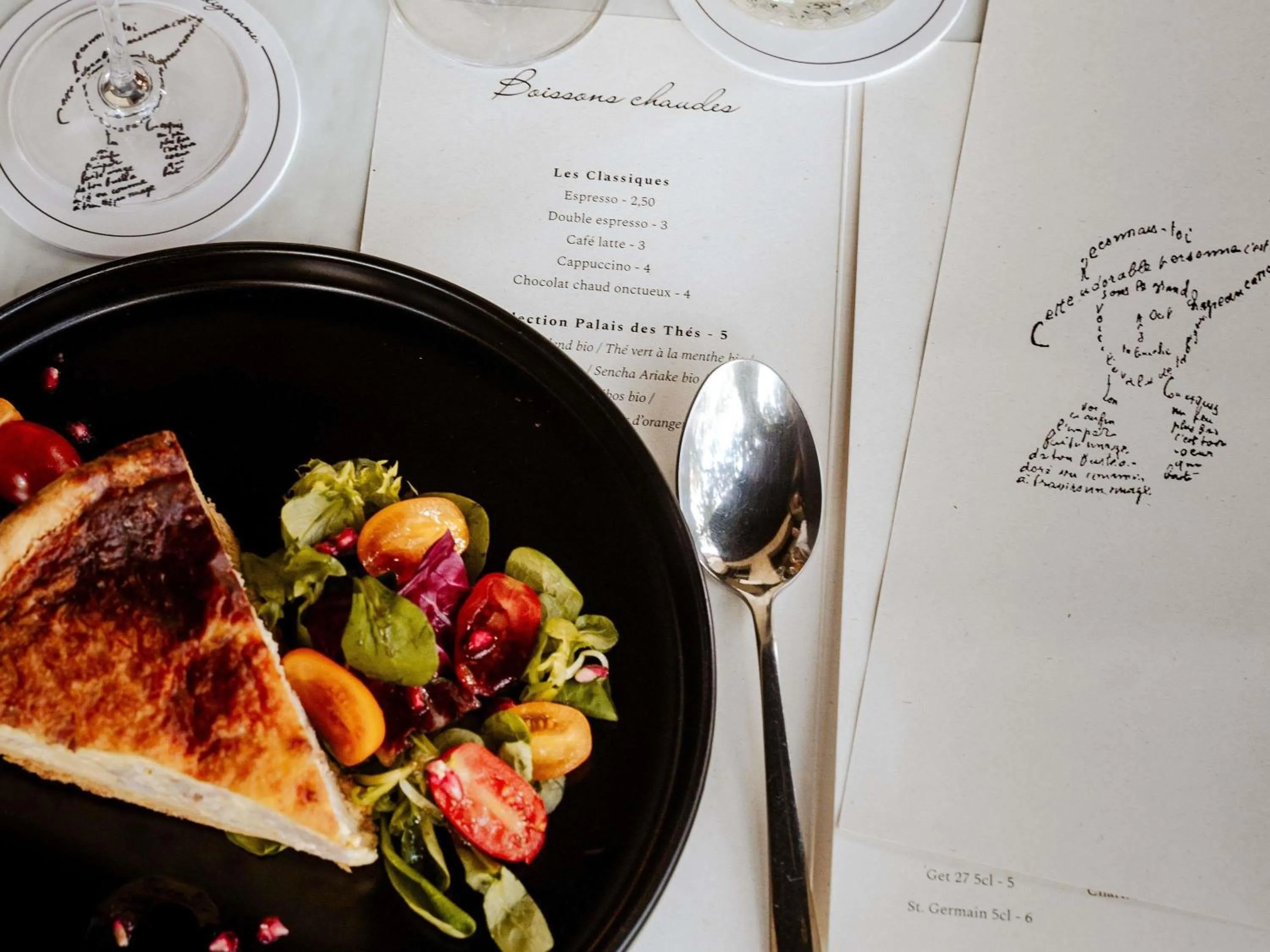 Lounge or bar in Mercure Paris Tour Eiffel Pont Mirabeau