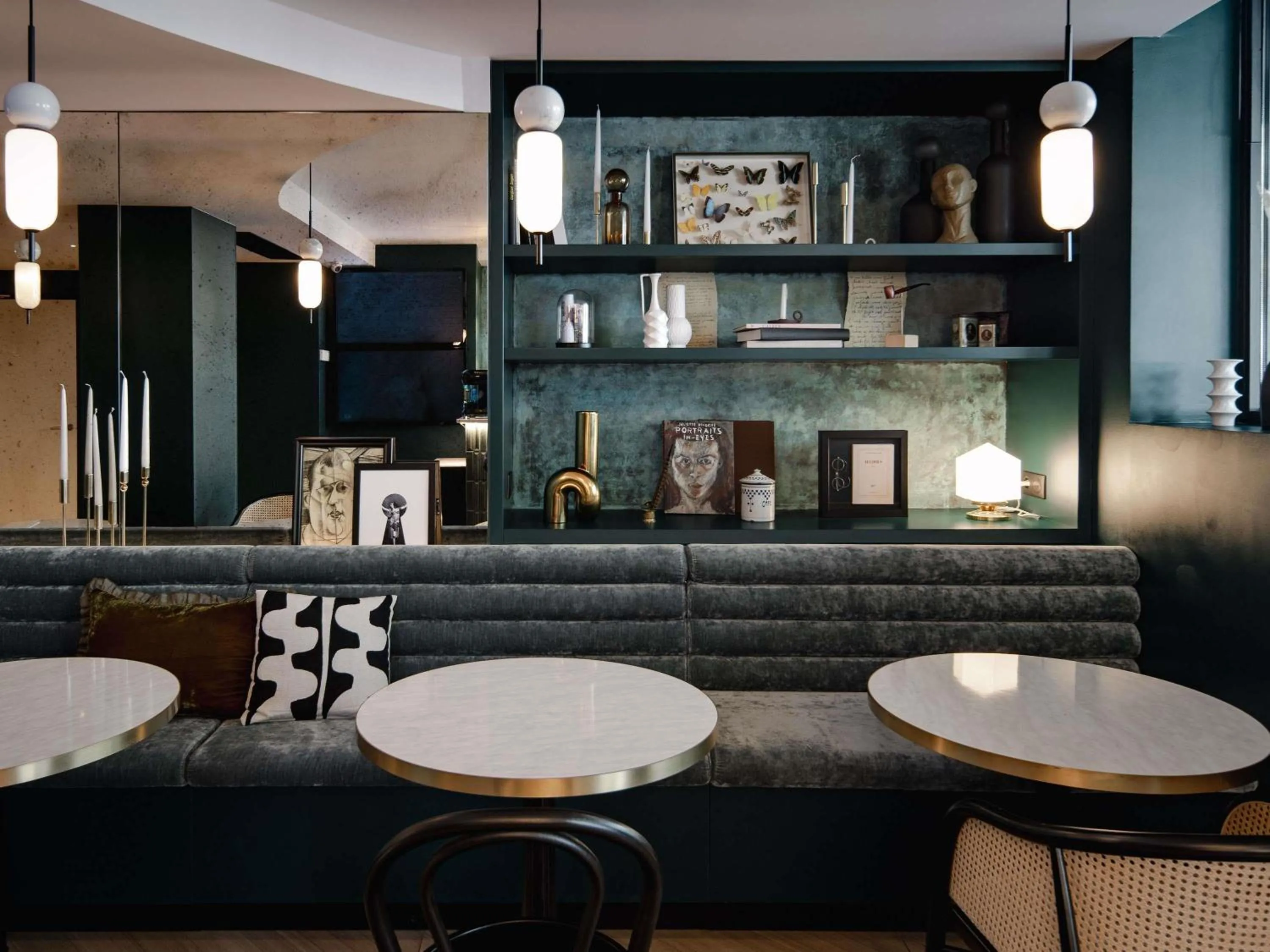 Property building in Mercure Paris Tour Eiffel Pont Mirabeau