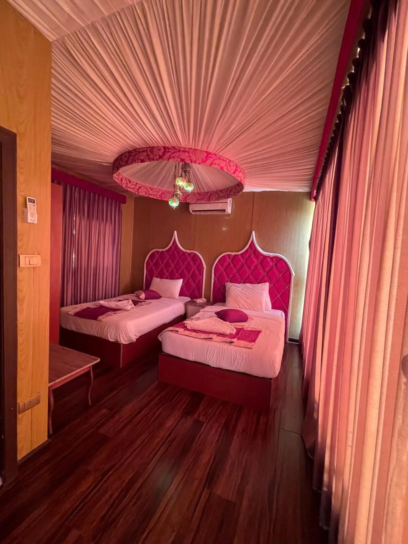 Photo of the whole room, Bed in Al Sultana Luxury Camp