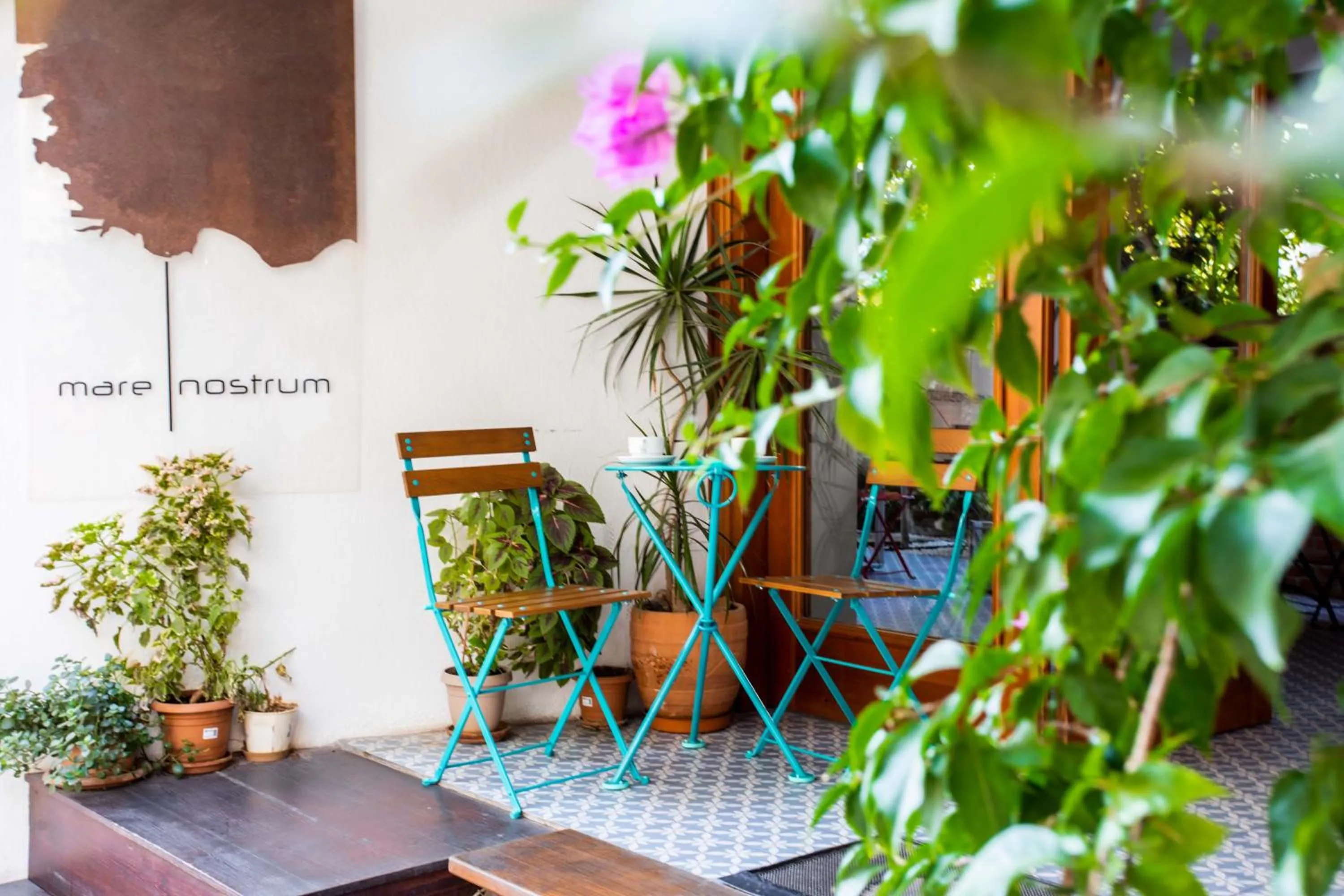 Facade/entrance in Mare Nostrum