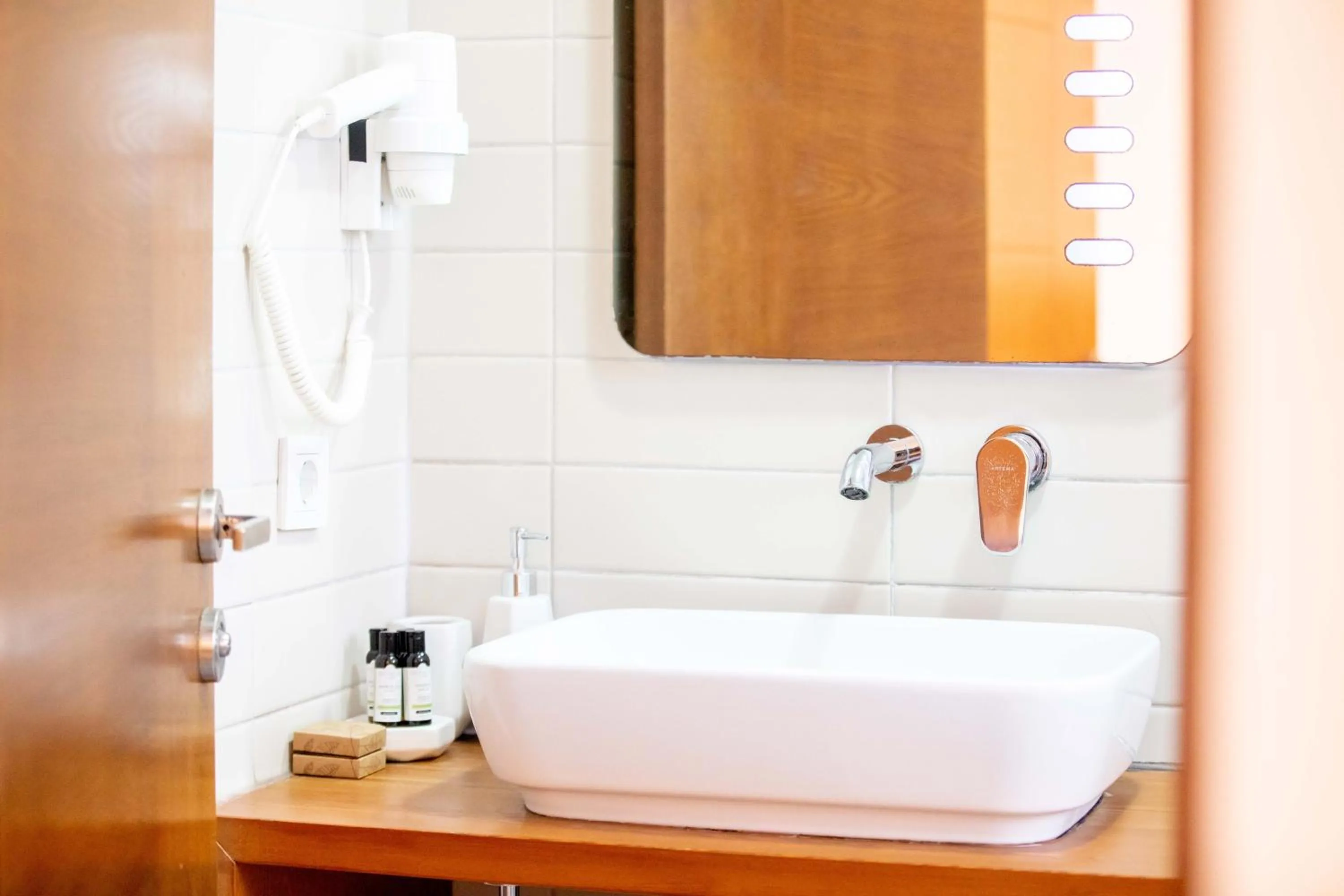 Bathroom in Mare Nostrum