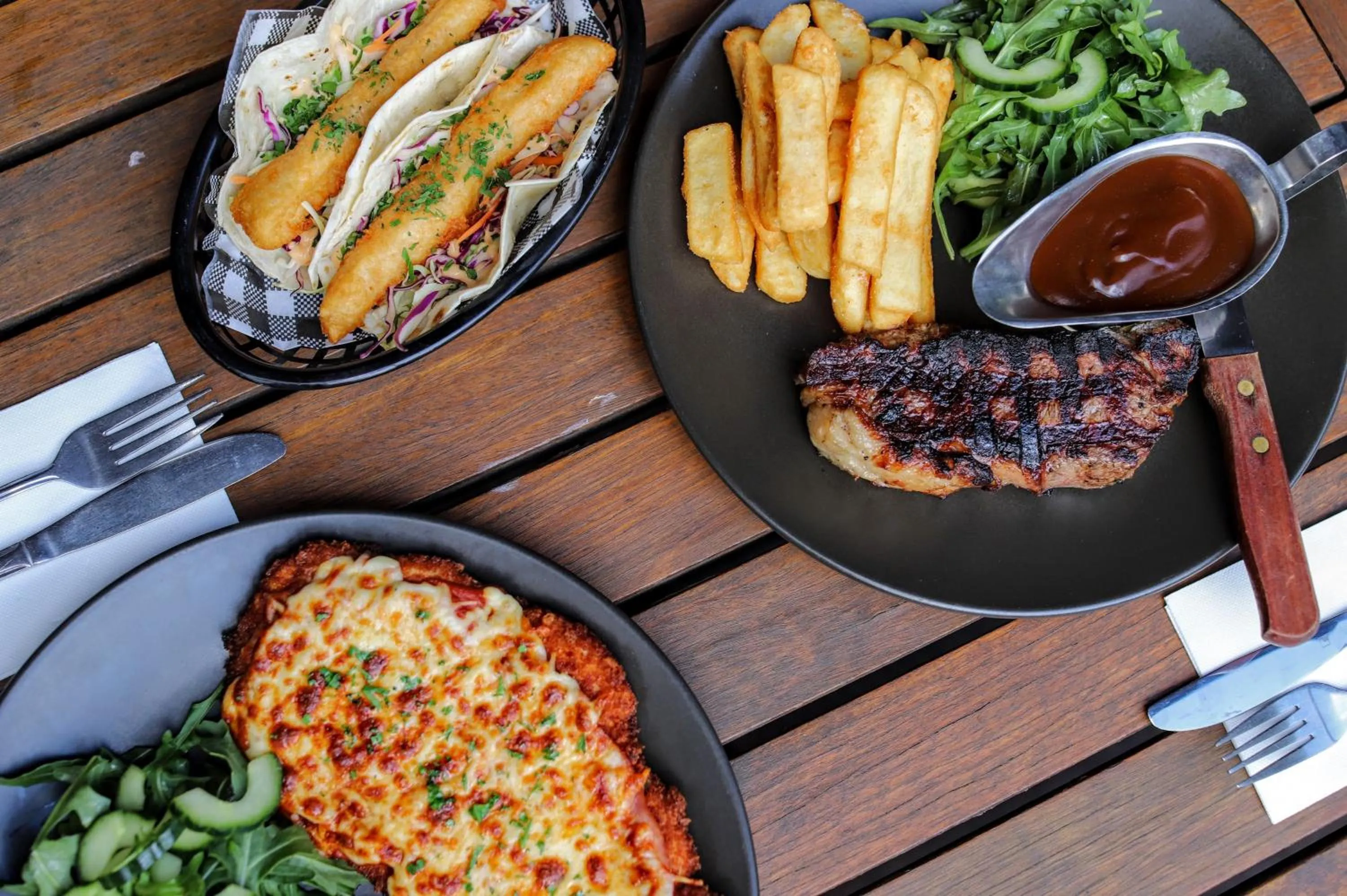 Food and drinks in Royal Derby Hotel