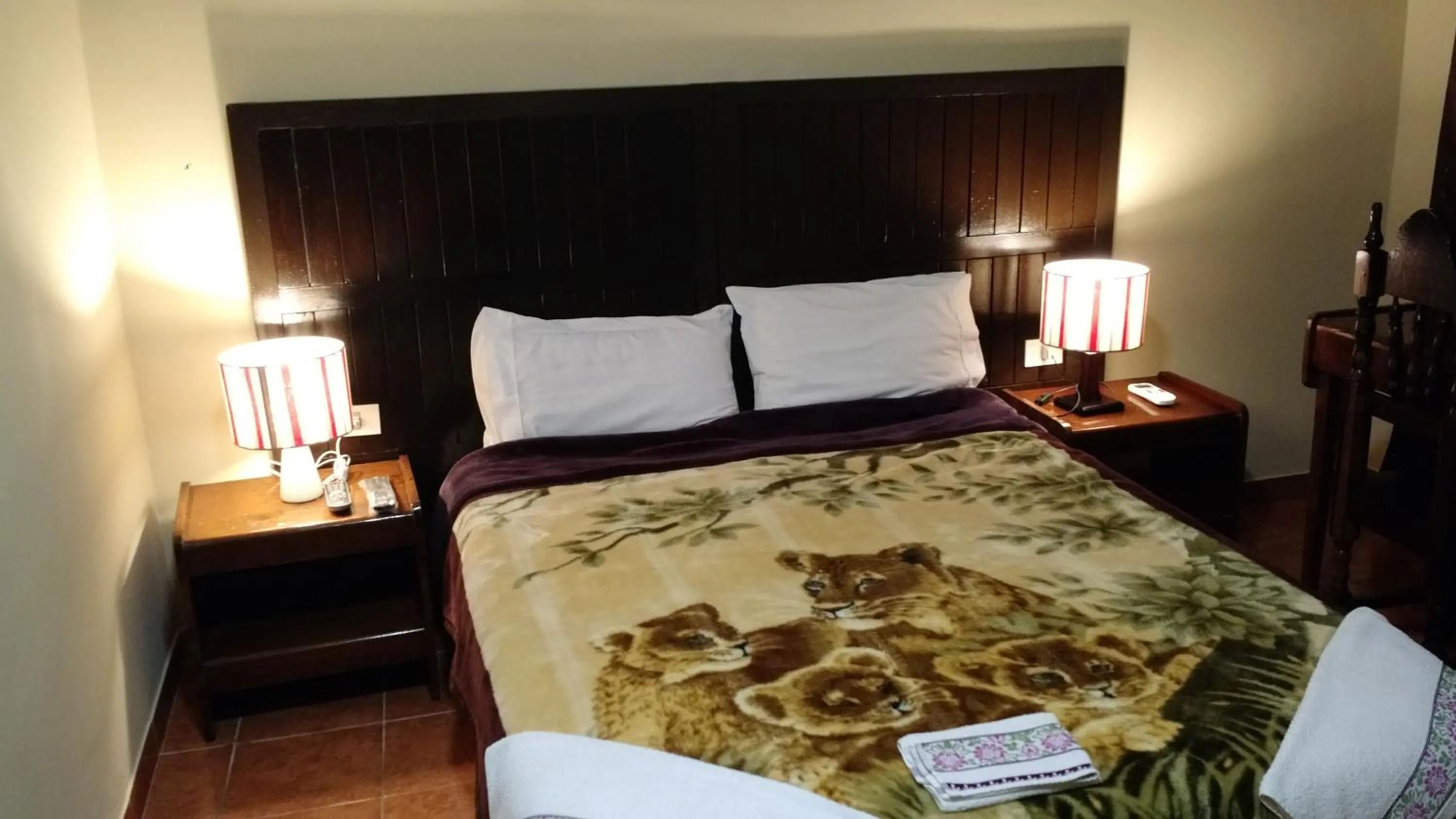 Bed in Residencia Leones de Castilla