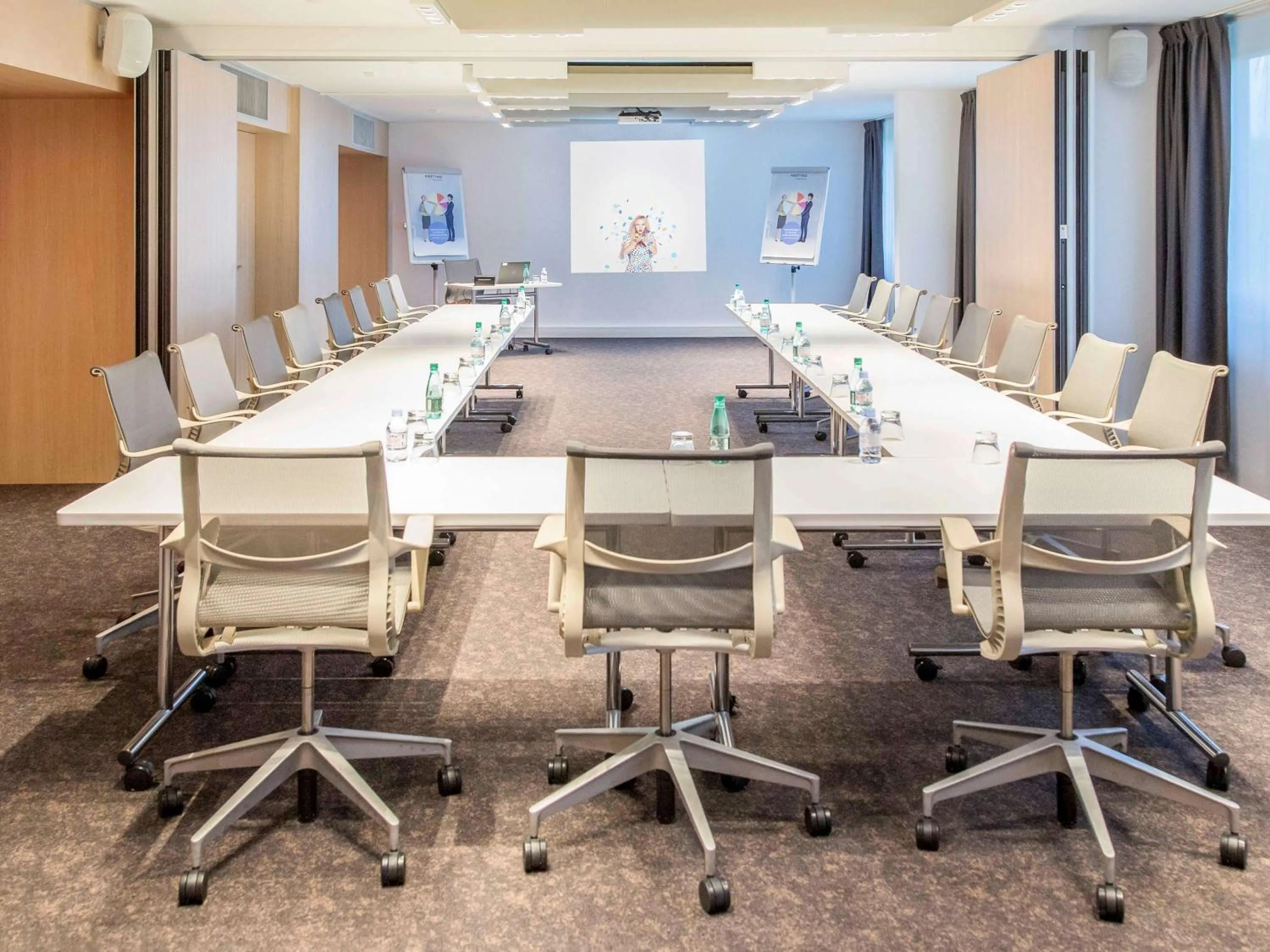 Business facilities in Novotel Lille Aéroport