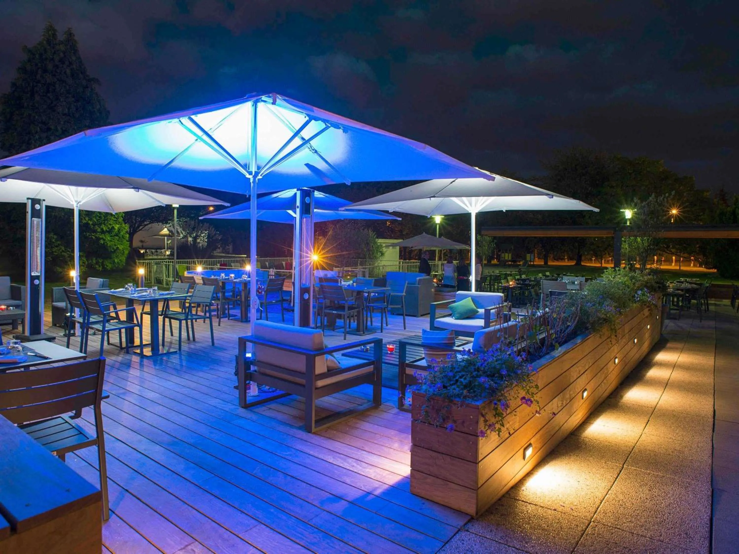 Restaurant/places to eat in Novotel Lille Aéroport