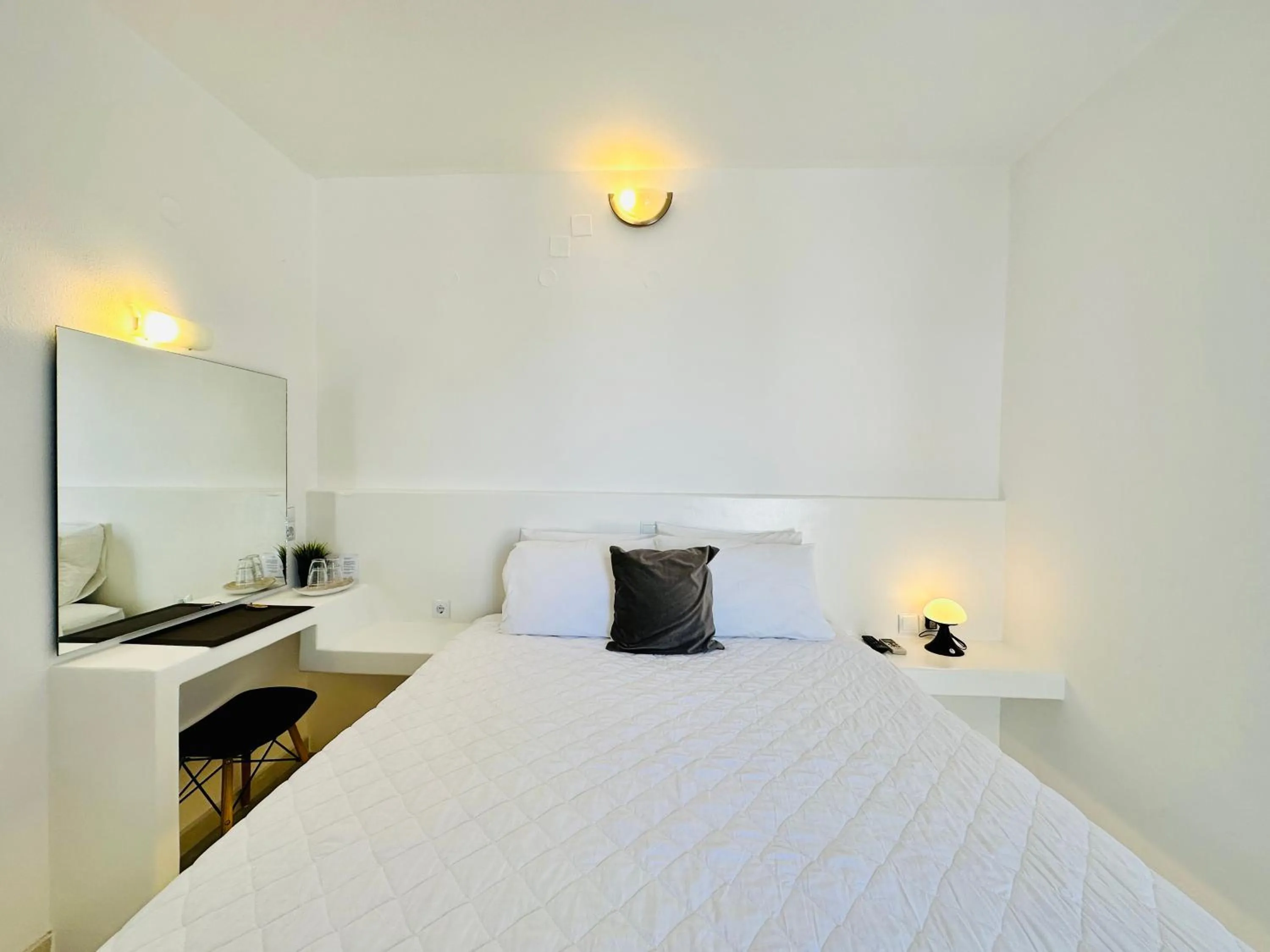 Bedroom, Bed in Paradiso Boutique