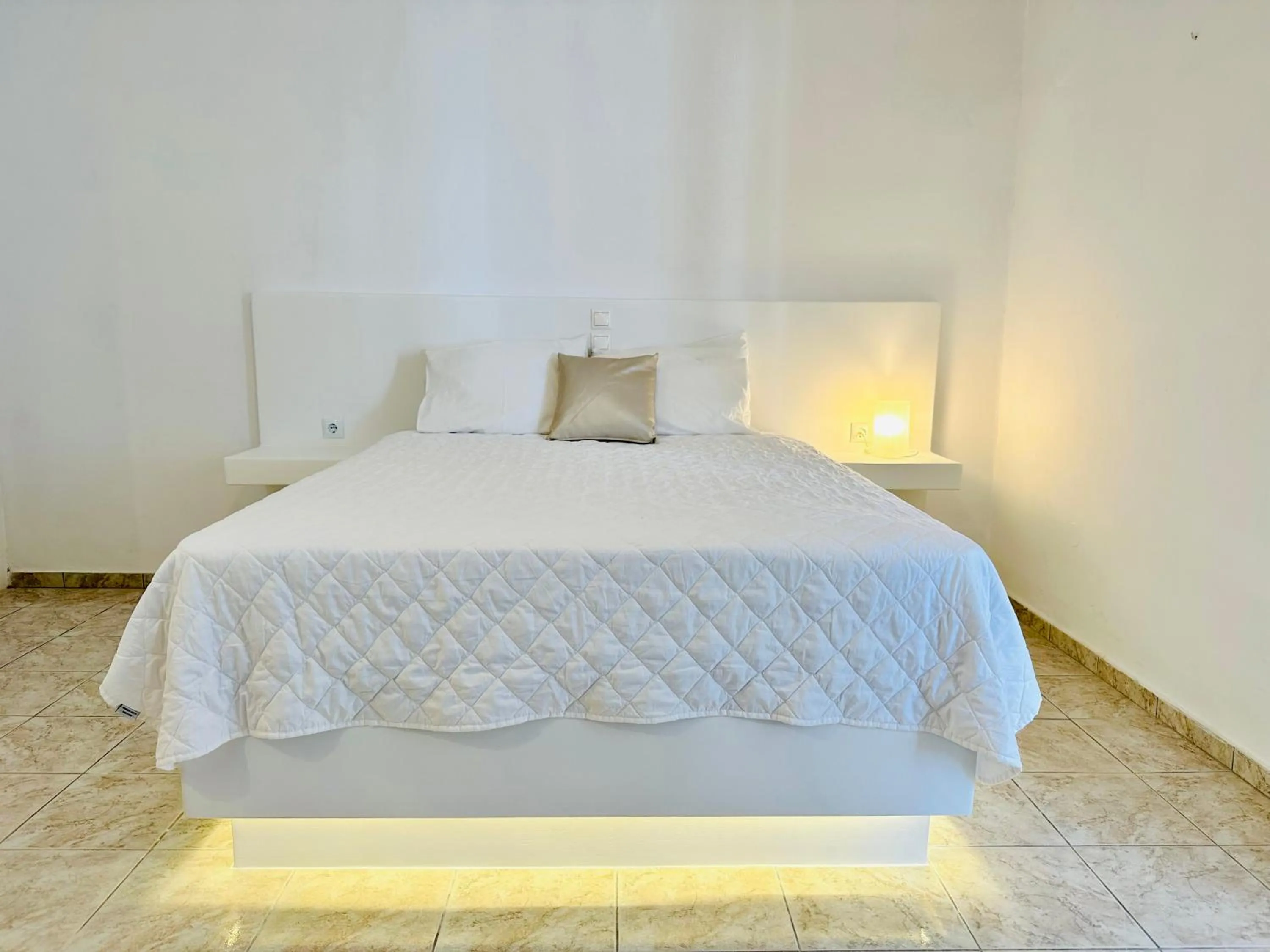 Bed in Paradiso Boutique